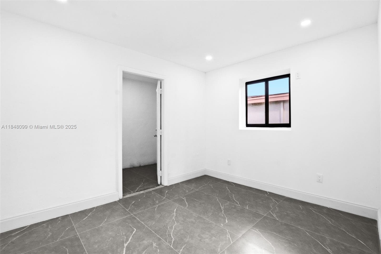 1136 Tennessee Ave photo 22