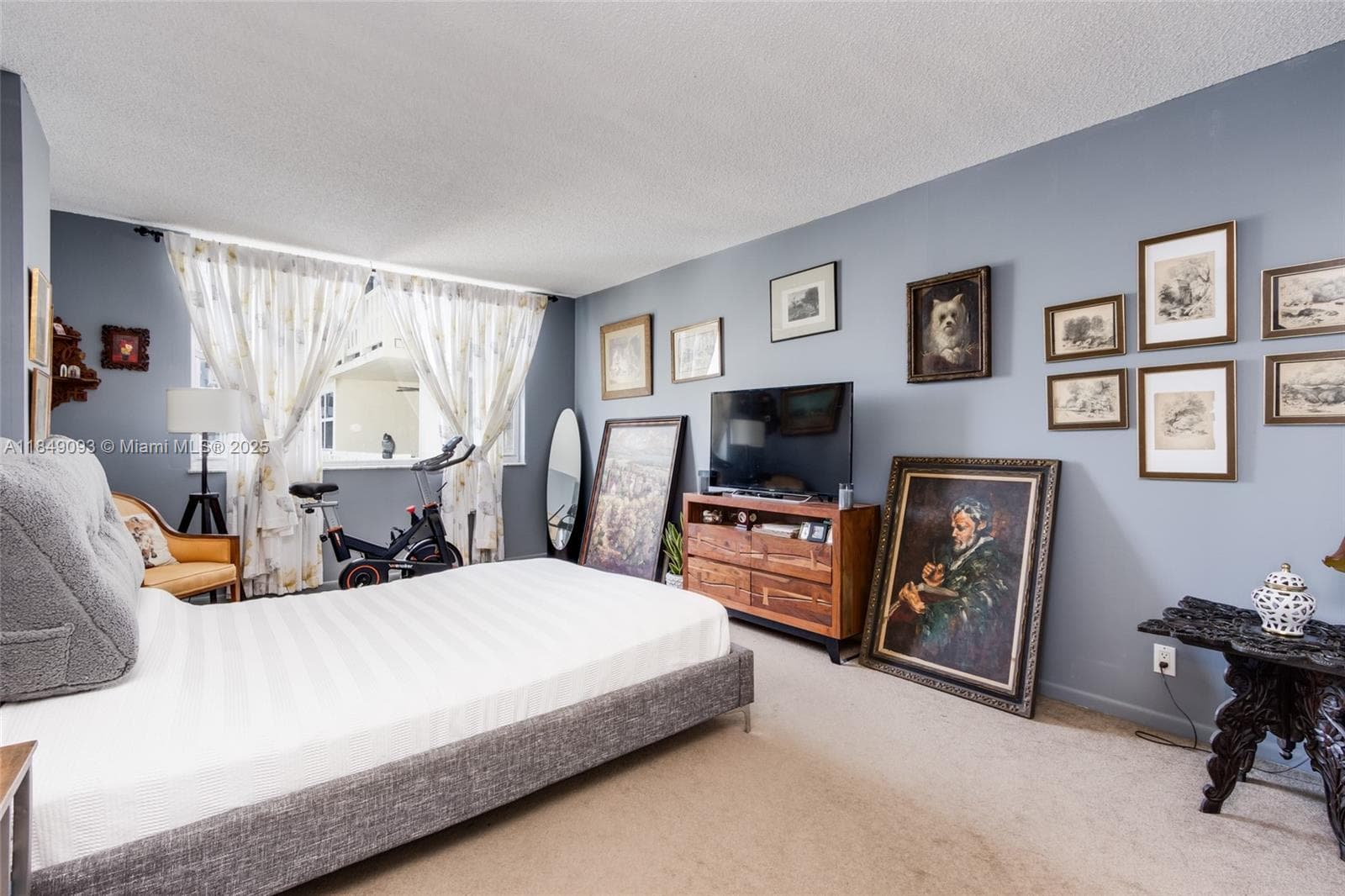 Hillcrest · #519 in Hollywood - Photo 23