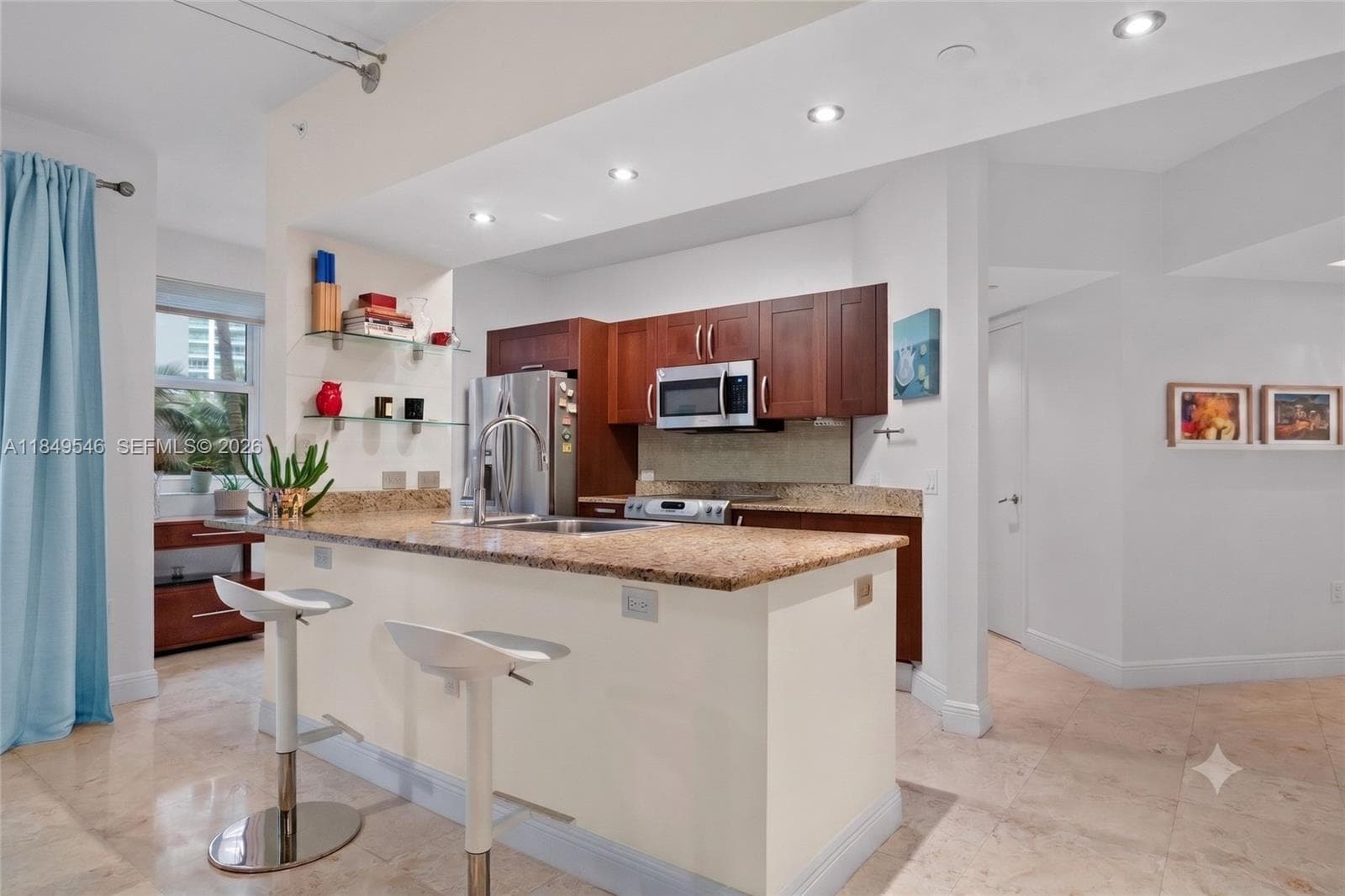 TURNBERRY VILLAGE · #212 in Aventura - Photo 6