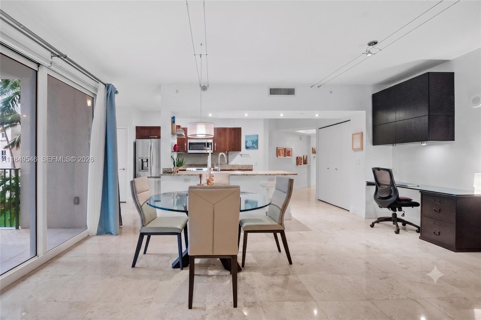 TURNBERRY VILLAGE · #212 in Aventura - Photo 4