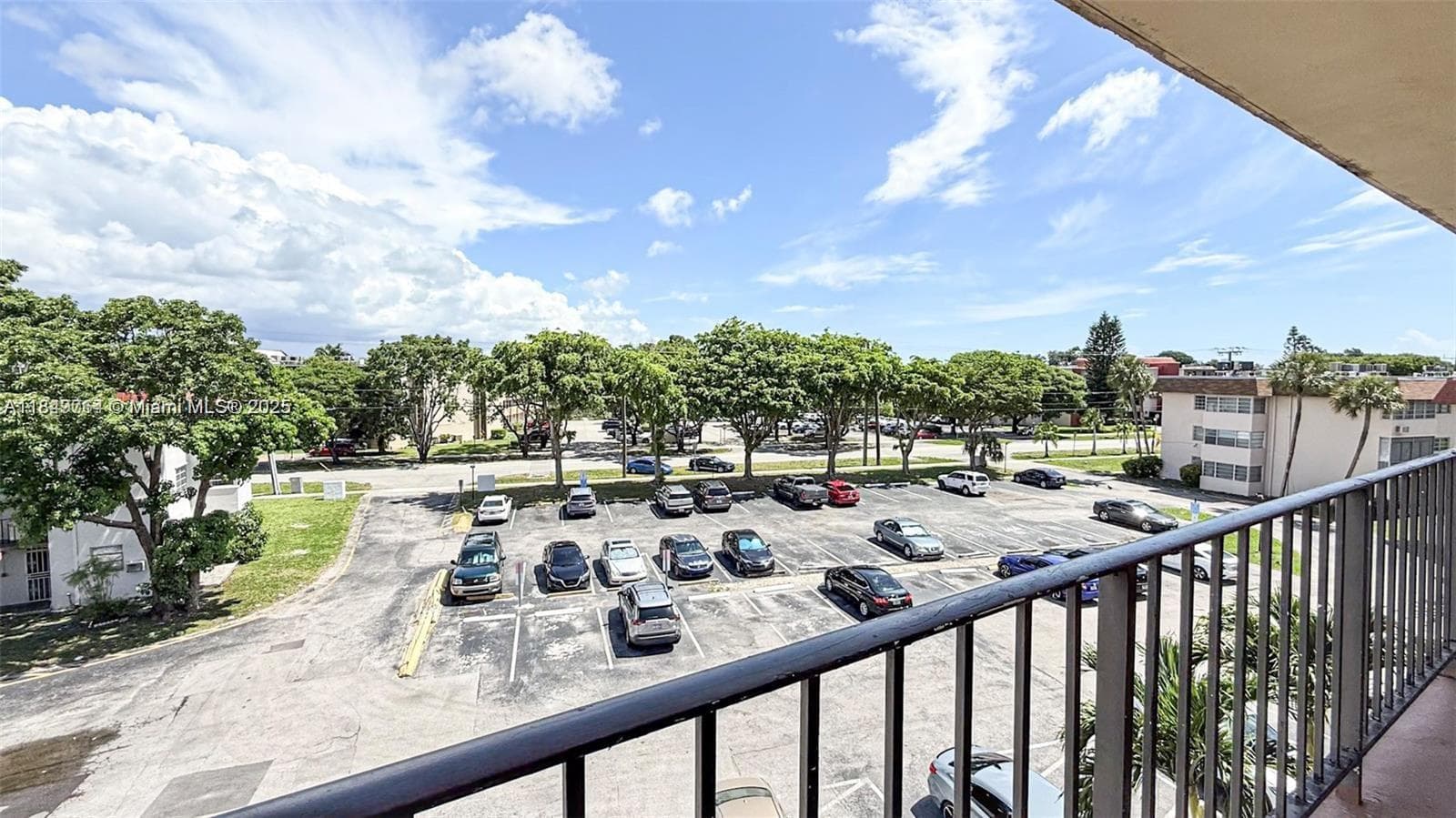 SIXTH HORIZONS CONDO · #404 in Miami - Photo 5