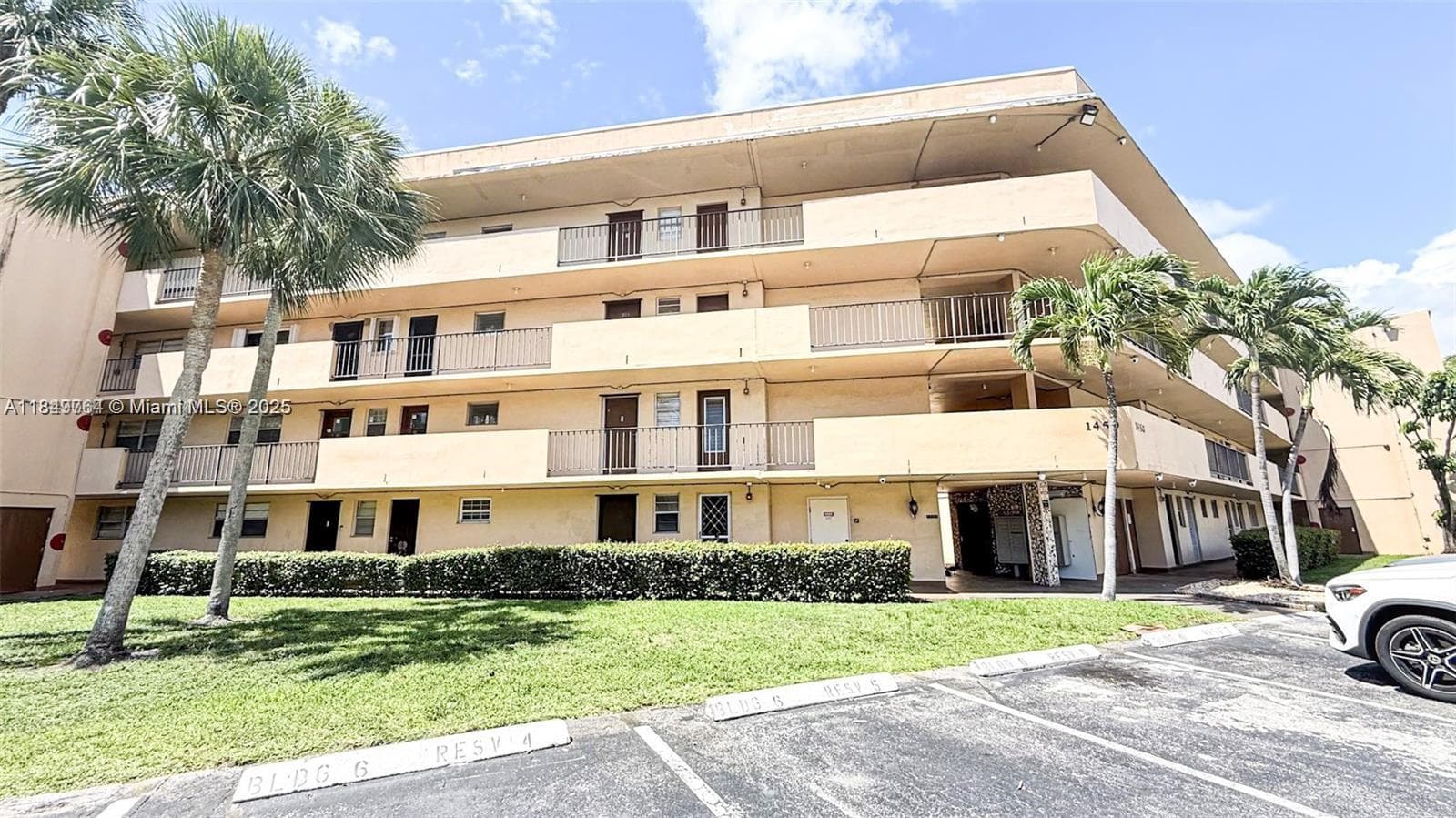 SIXTH HORIZONS CONDO · #404 in Miami - Photo 4