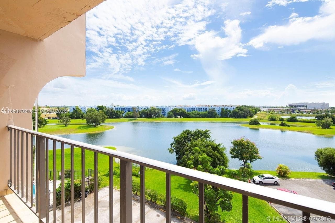 Golfview · #401 in Miami - Photo 22