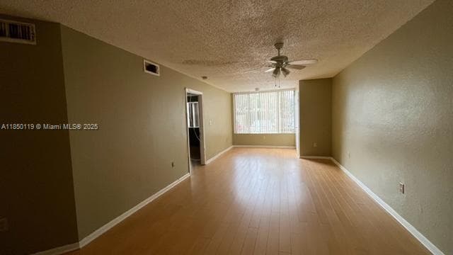 LAKEVIEW CLUB CONDO · #106 in Oakland Park - Photo 2
