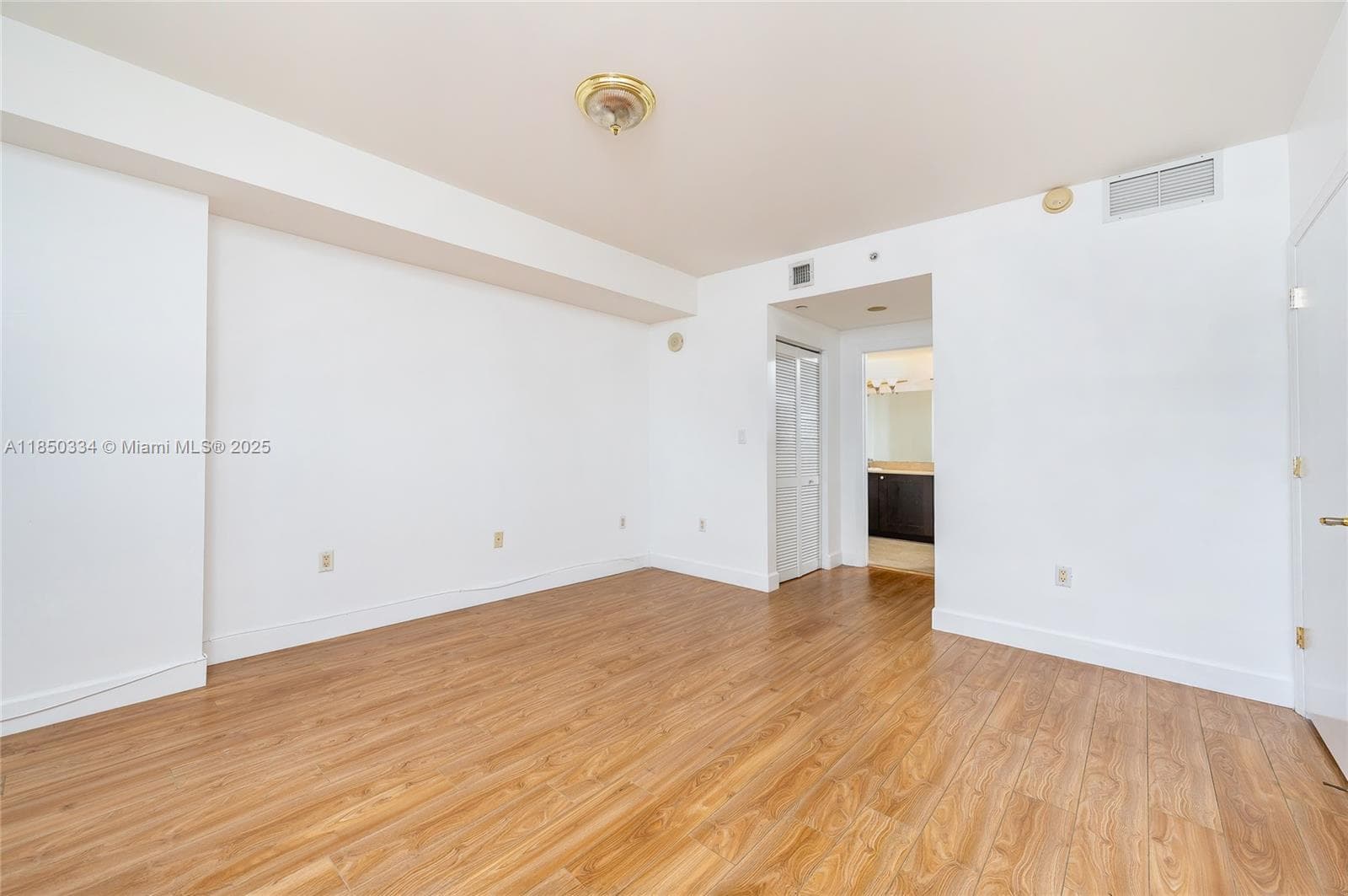 ONE VILLAGE PLACE CONDO · #919 in Coral Gables - Photo 16