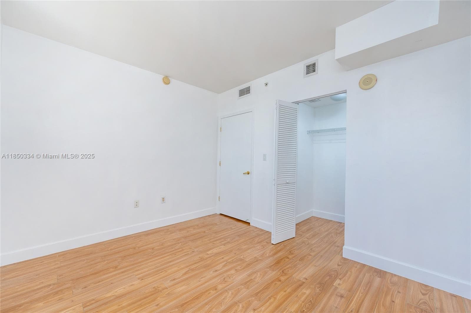 ONE VILLAGE PLACE CONDO · #919 in Coral Gables - Photo 26