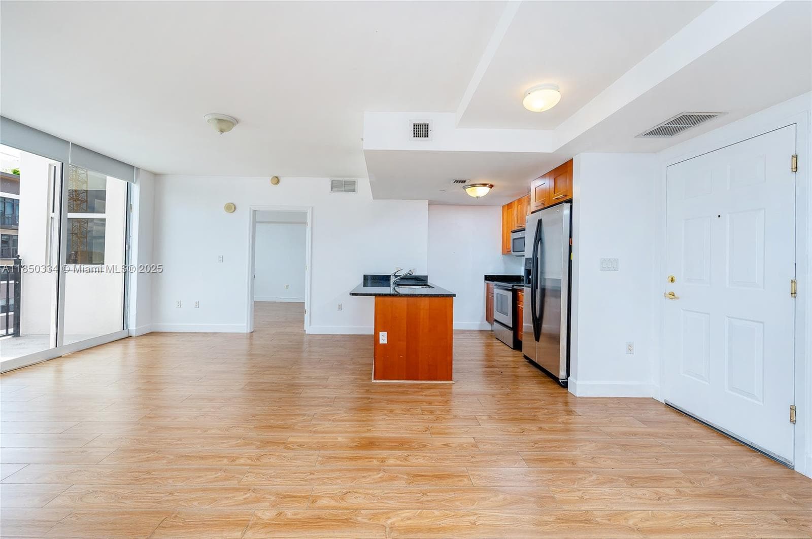 ONE VILLAGE PLACE CONDO · #919 in Coral Gables - Photo 7