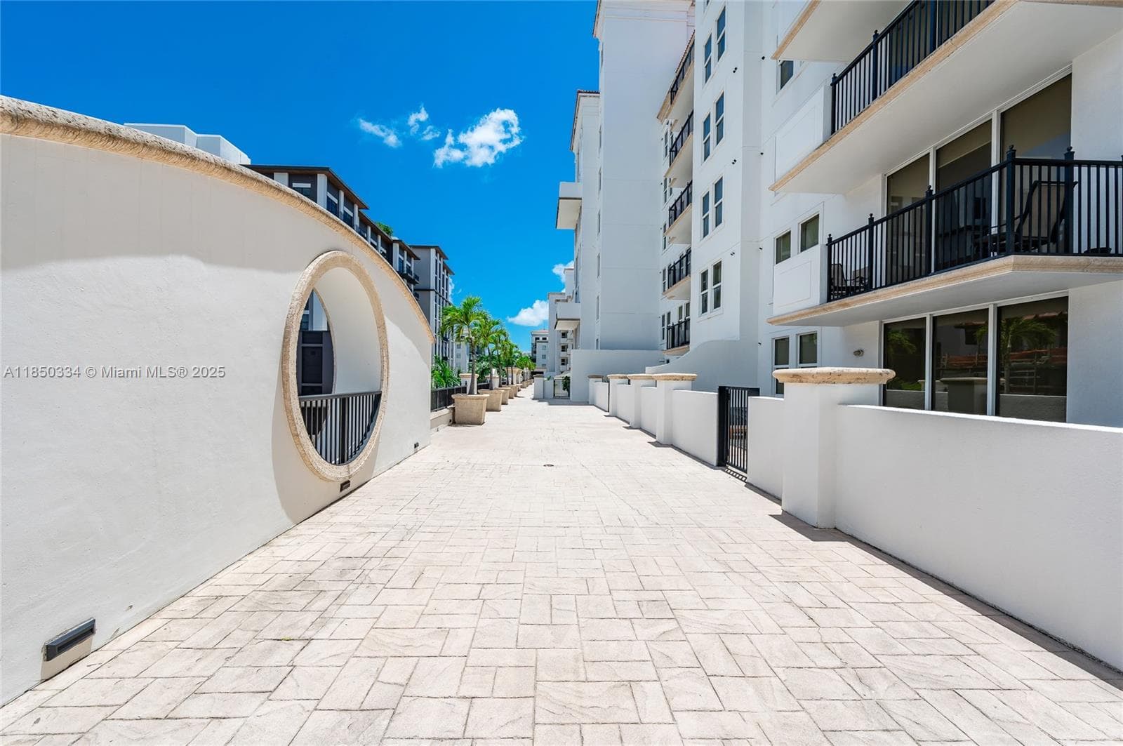 ONE VILLAGE PLACE CONDO · #919 in Coral Gables - Photo 35