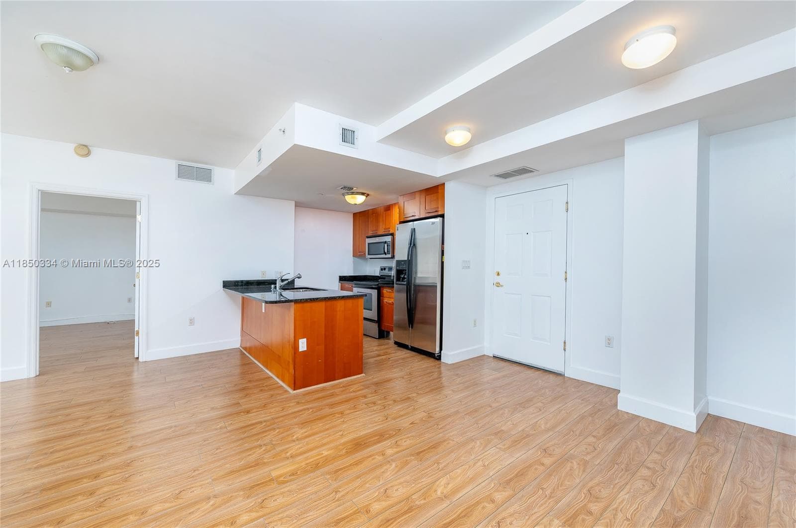 ONE VILLAGE PLACE CONDO · #919 in Coral Gables - Photo 8