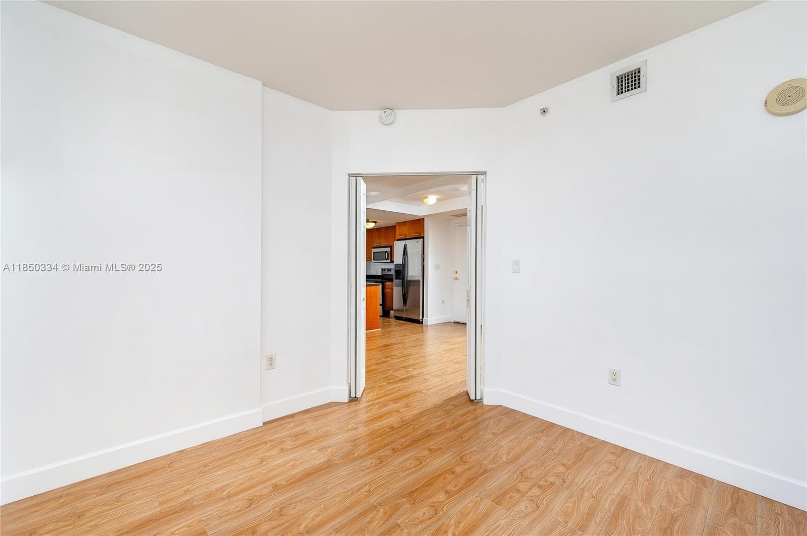 ONE VILLAGE PLACE CONDO · #919 in Coral Gables - Photo 21