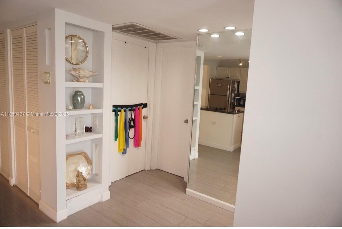 ISLAND CLUB · #308D in Pompano Beach - Photo 12