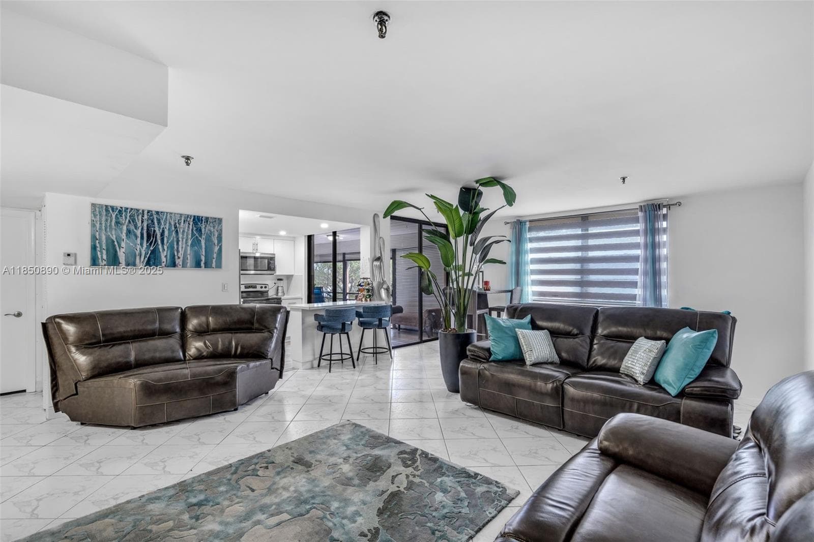 COCO WOOD CONDO · #312 in Miami - Photo 2