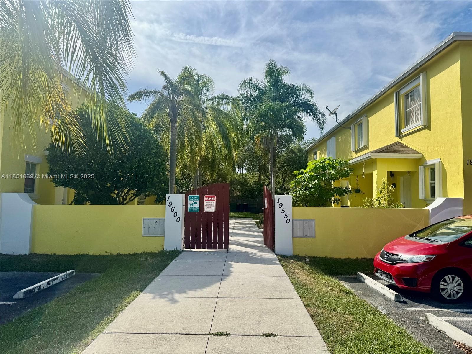 19550 SW 103rd Ct #5 photo 1