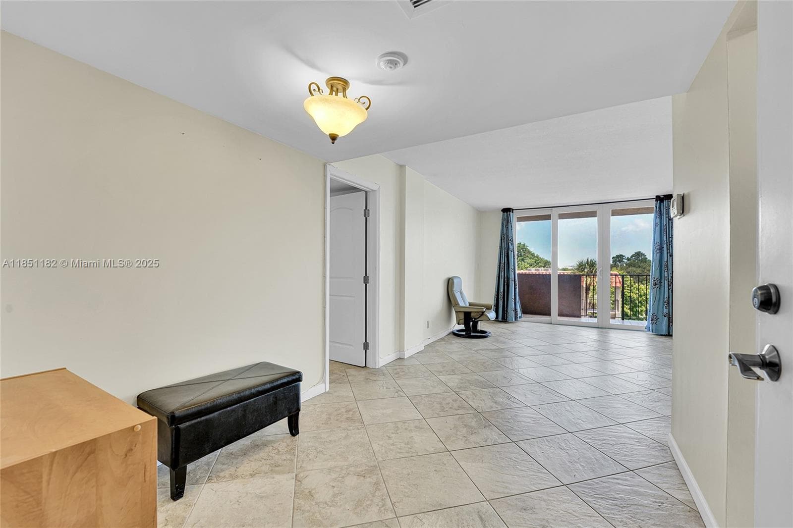 ROYAL PALM · #RP402 in Pompano Beach - Photo 3