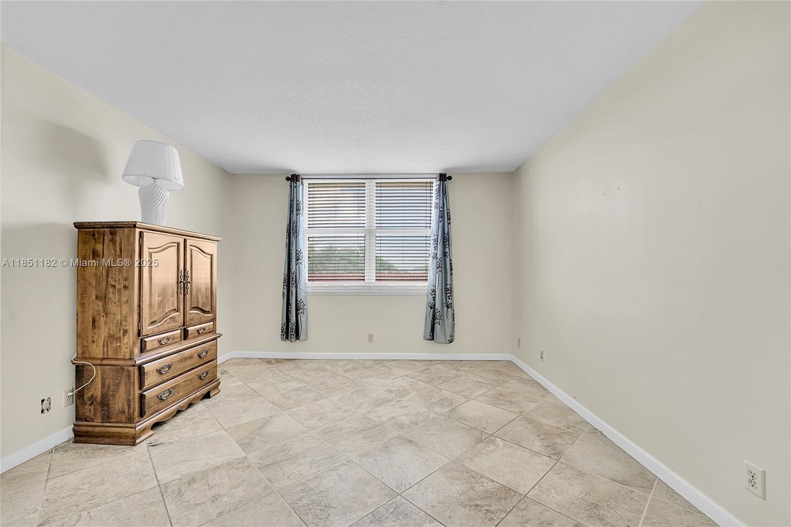 ROYAL PALM · #RP402 in Pompano Beach - Photo 10