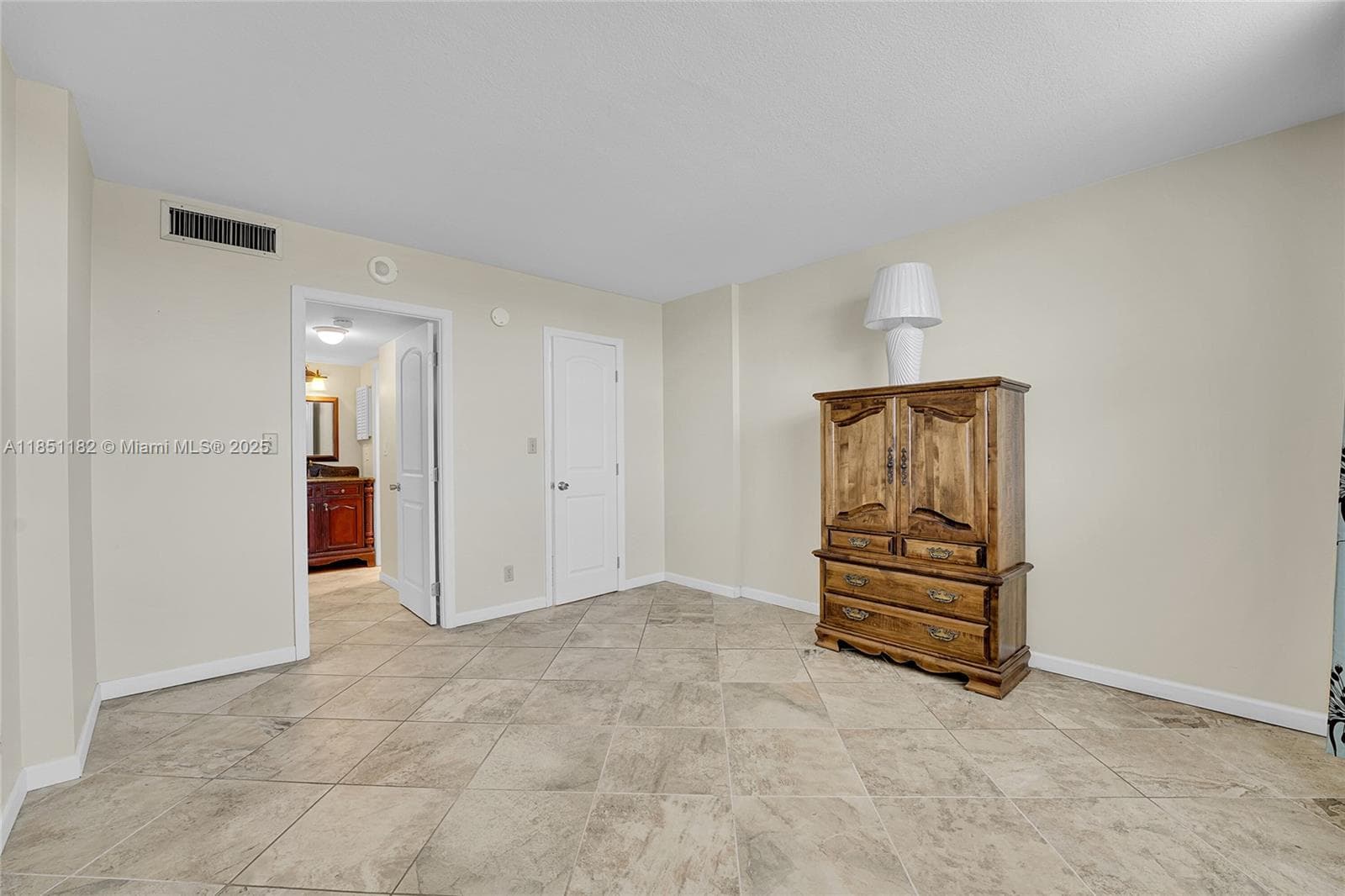 ROYAL PALM · #RP402 in Pompano Beach - Photo 11