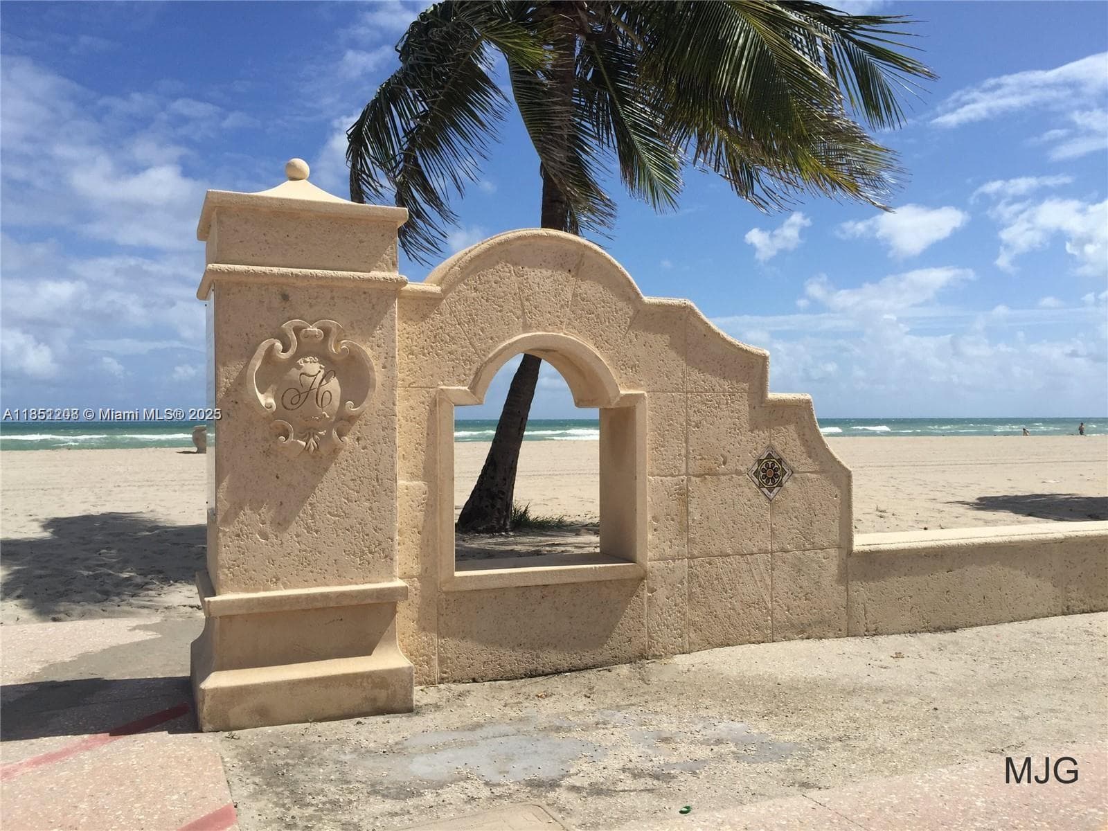 SUMMIT CONDO · #201N in Hollywood - Photo 28