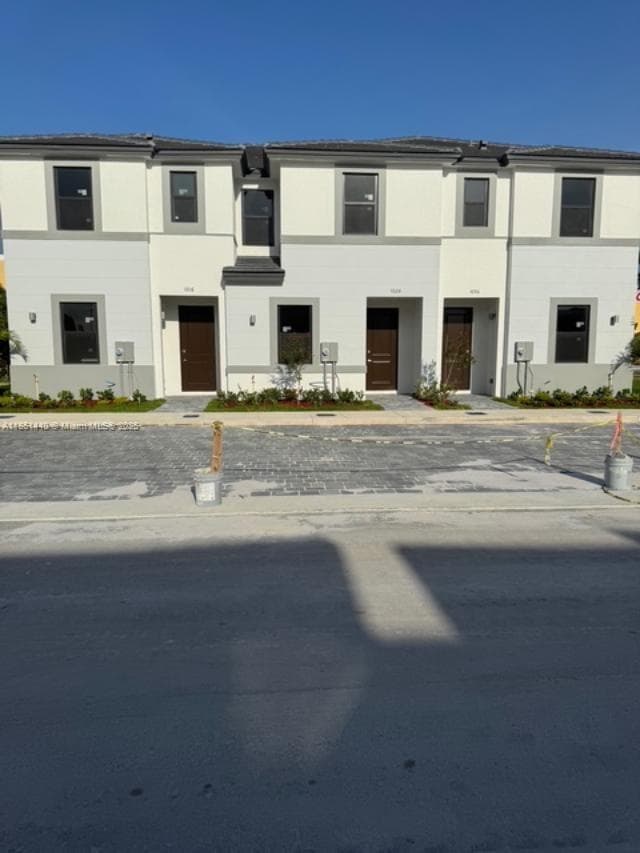 1037 NW 1 ave photo 1