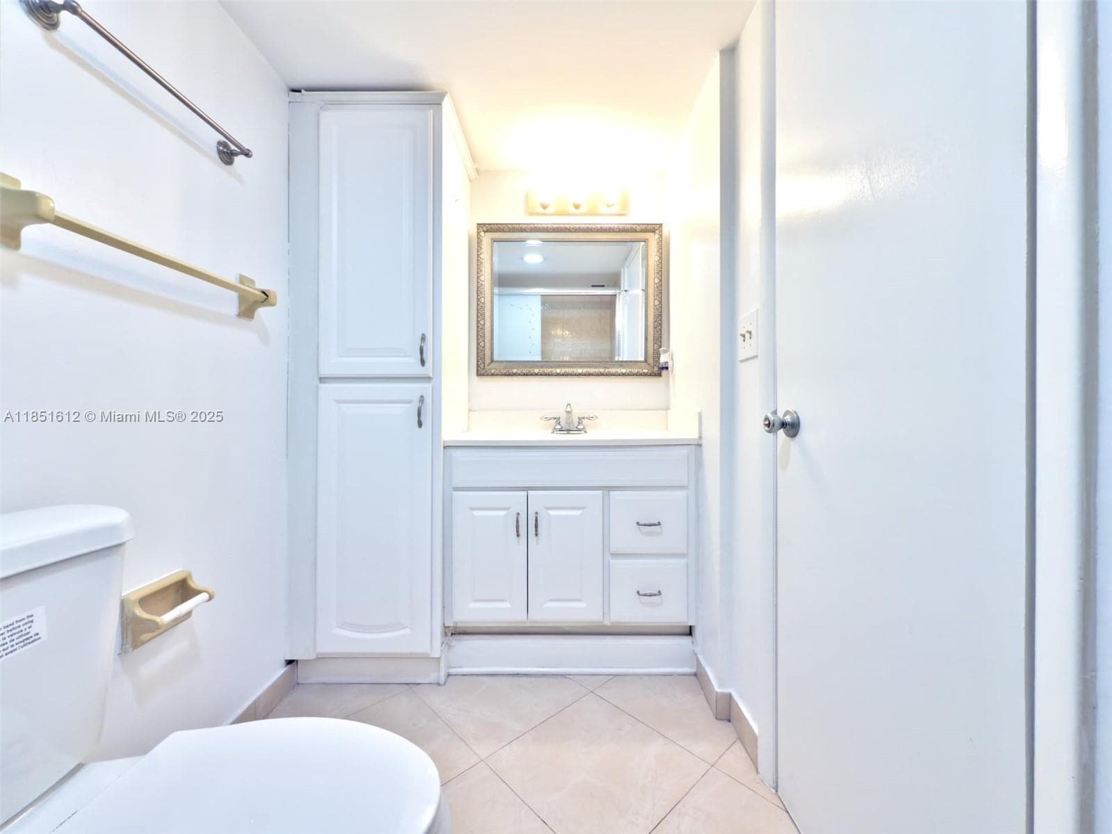 Lake Park Condominions · #302 in Miami - Photo 13
