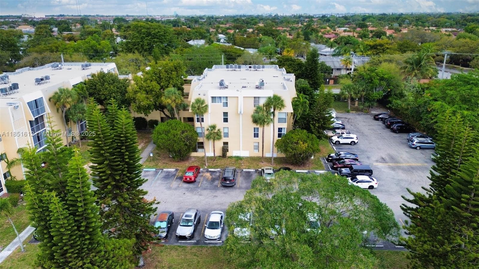 Lake Park Condominions · #302 in Miami - Photo 22