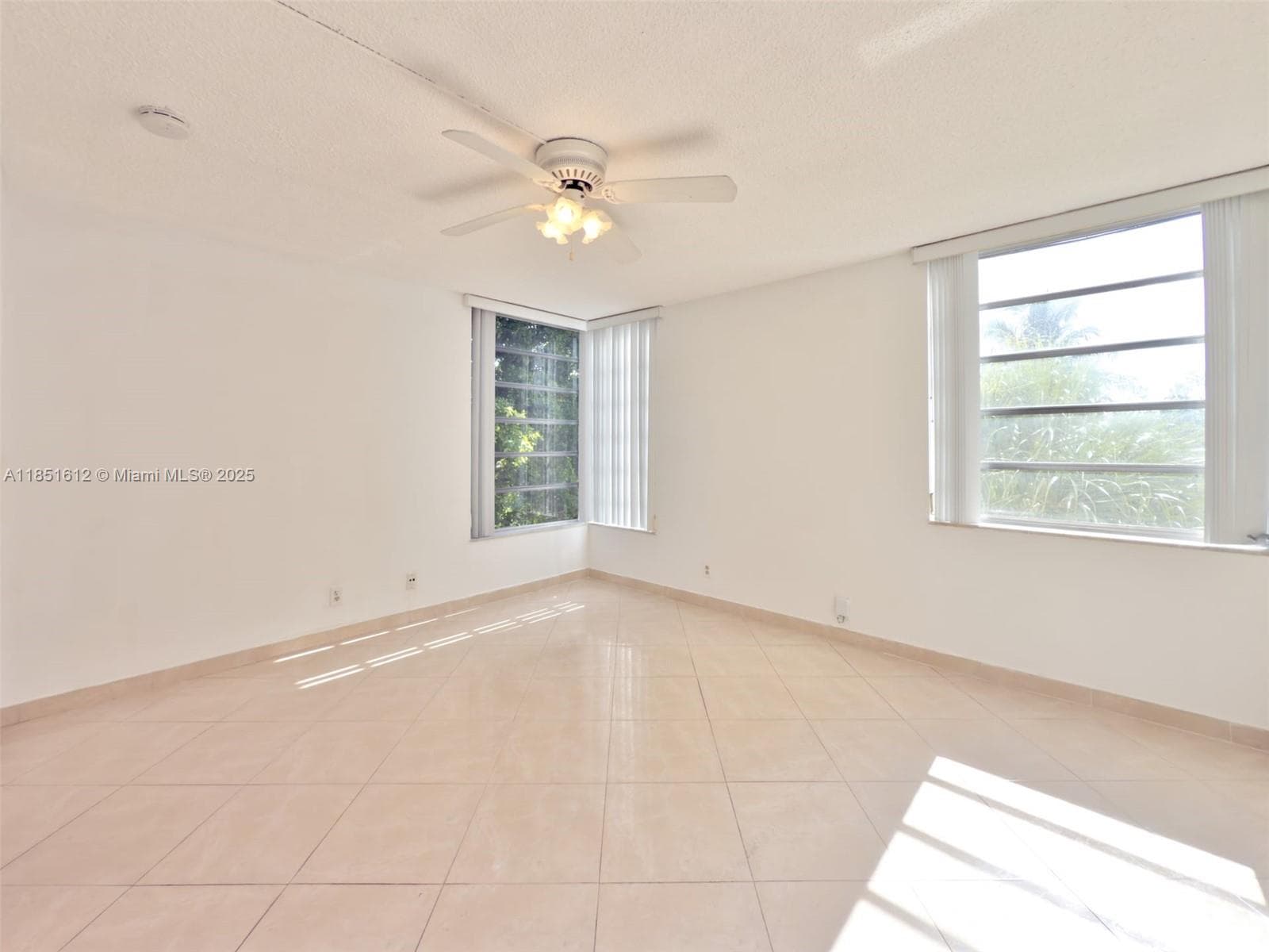 Lake Park Condominions · #302 in Miami - Photo 7