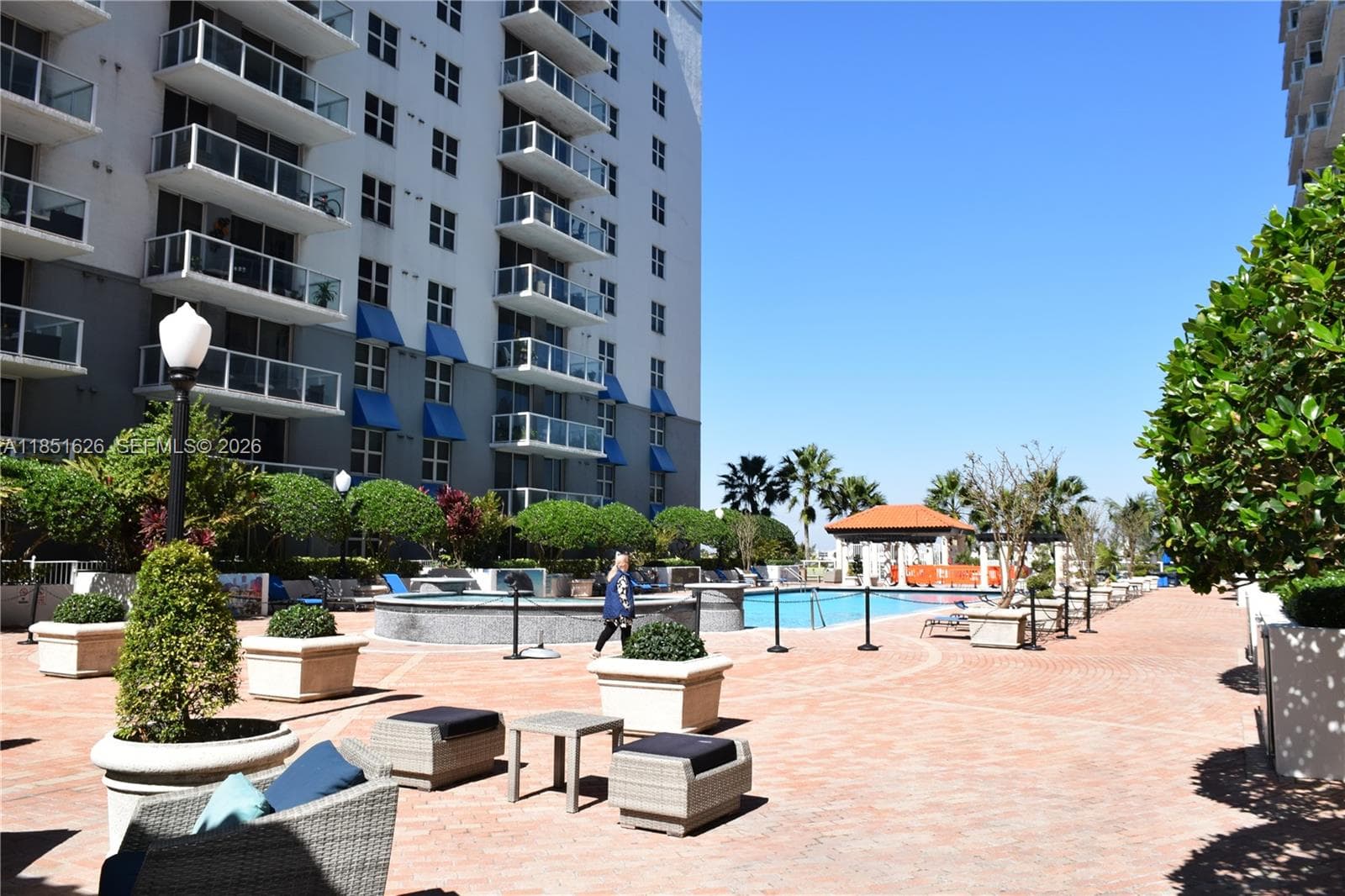 BLUE LAGOON CONDO · #711 in Miami - Photo 52