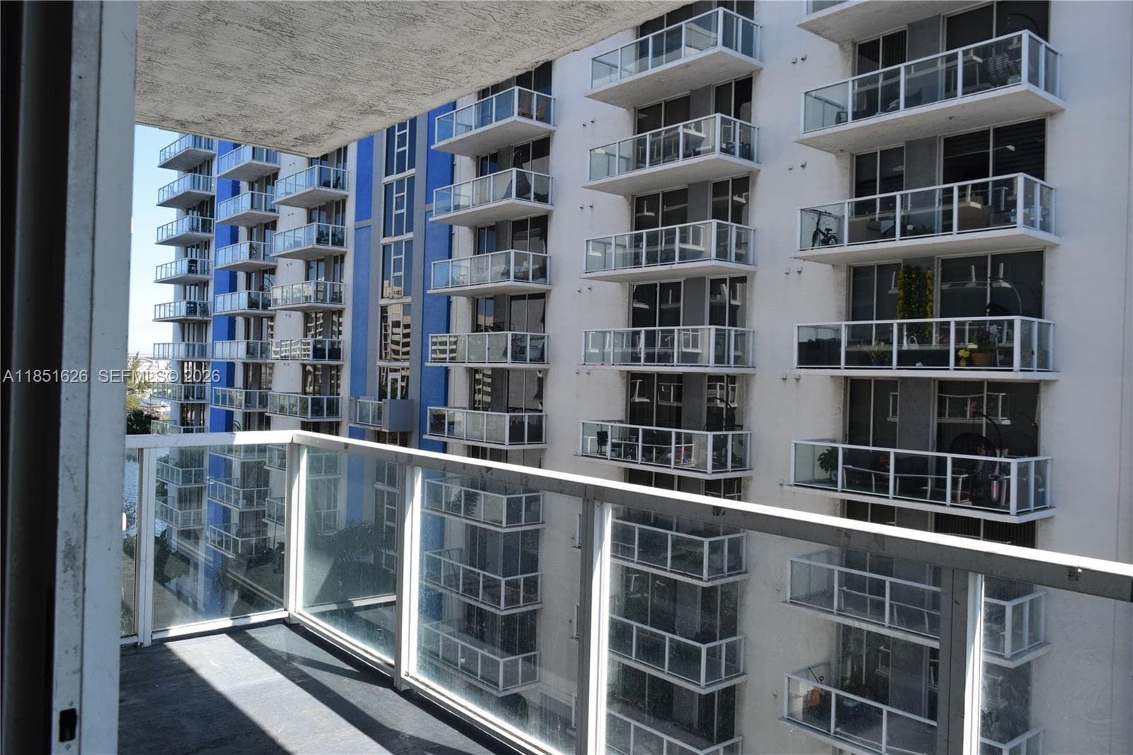 BLUE LAGOON CONDO · #711 in Miami - Photo 5