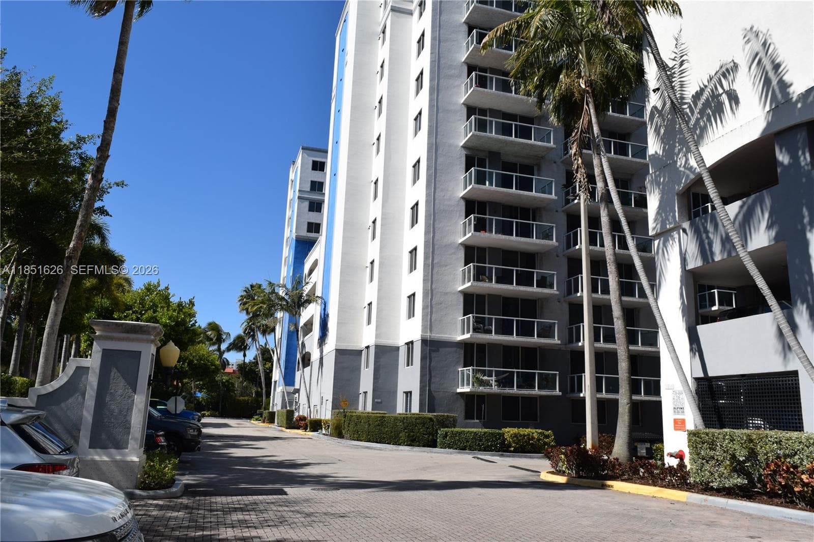 BLUE LAGOON CONDO · #711 in Miami - Photo 37