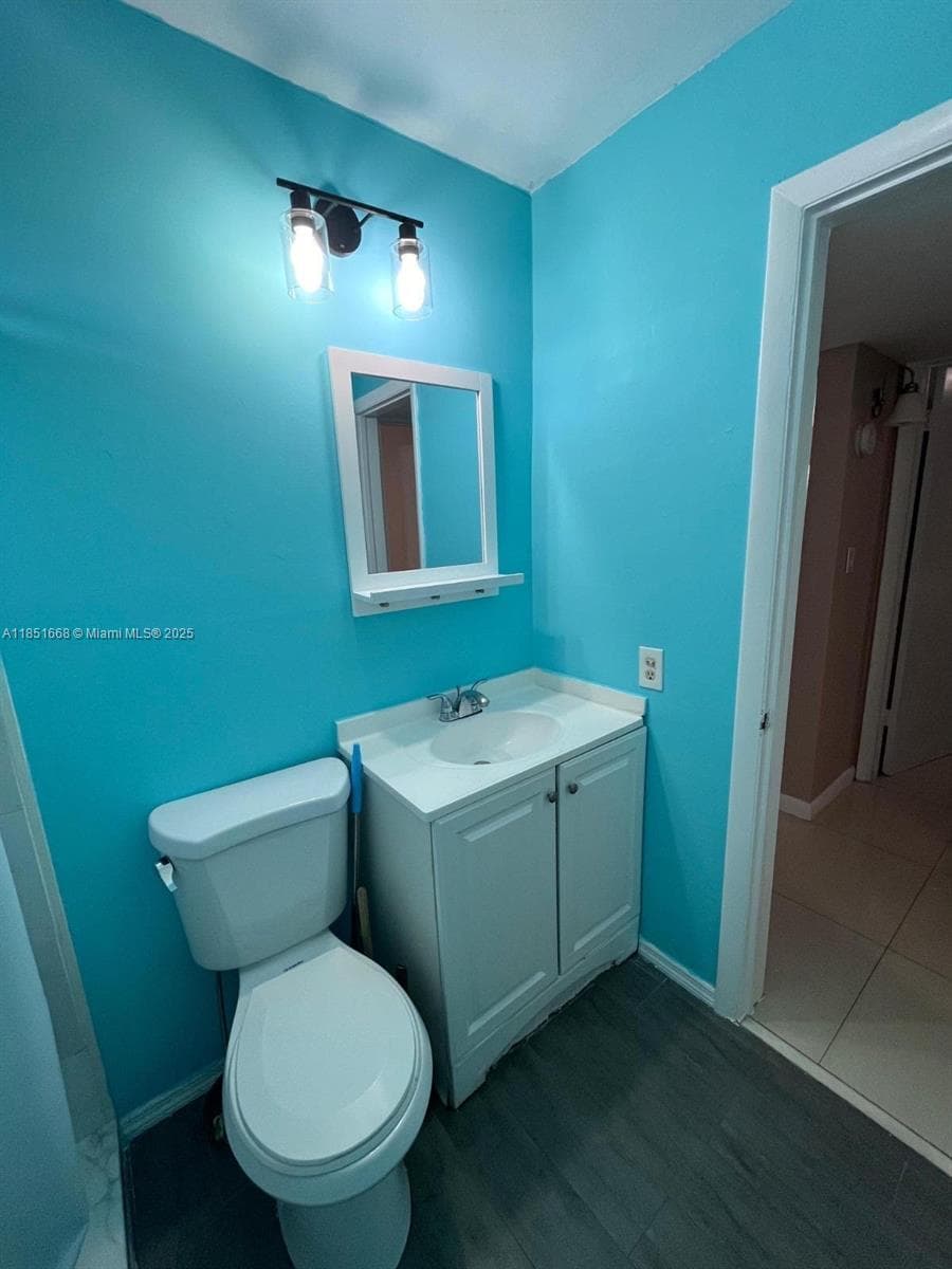 GROVE GARDENS · #5301 in Miami - Photo 16