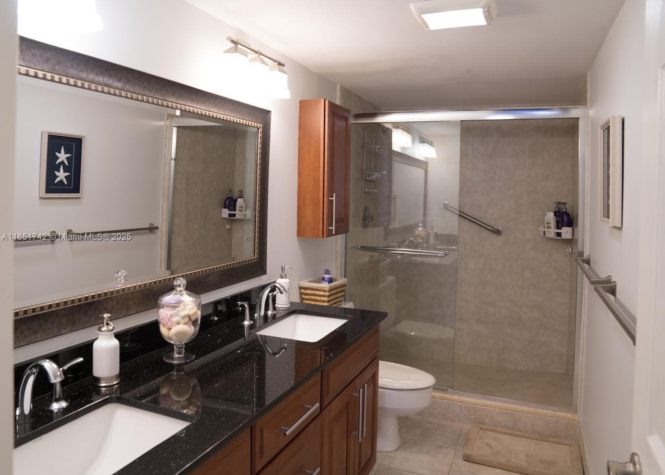 HAMPTON BEACH CLUB CONDO · #502 in Lauderdale By The Sea - Photo 32