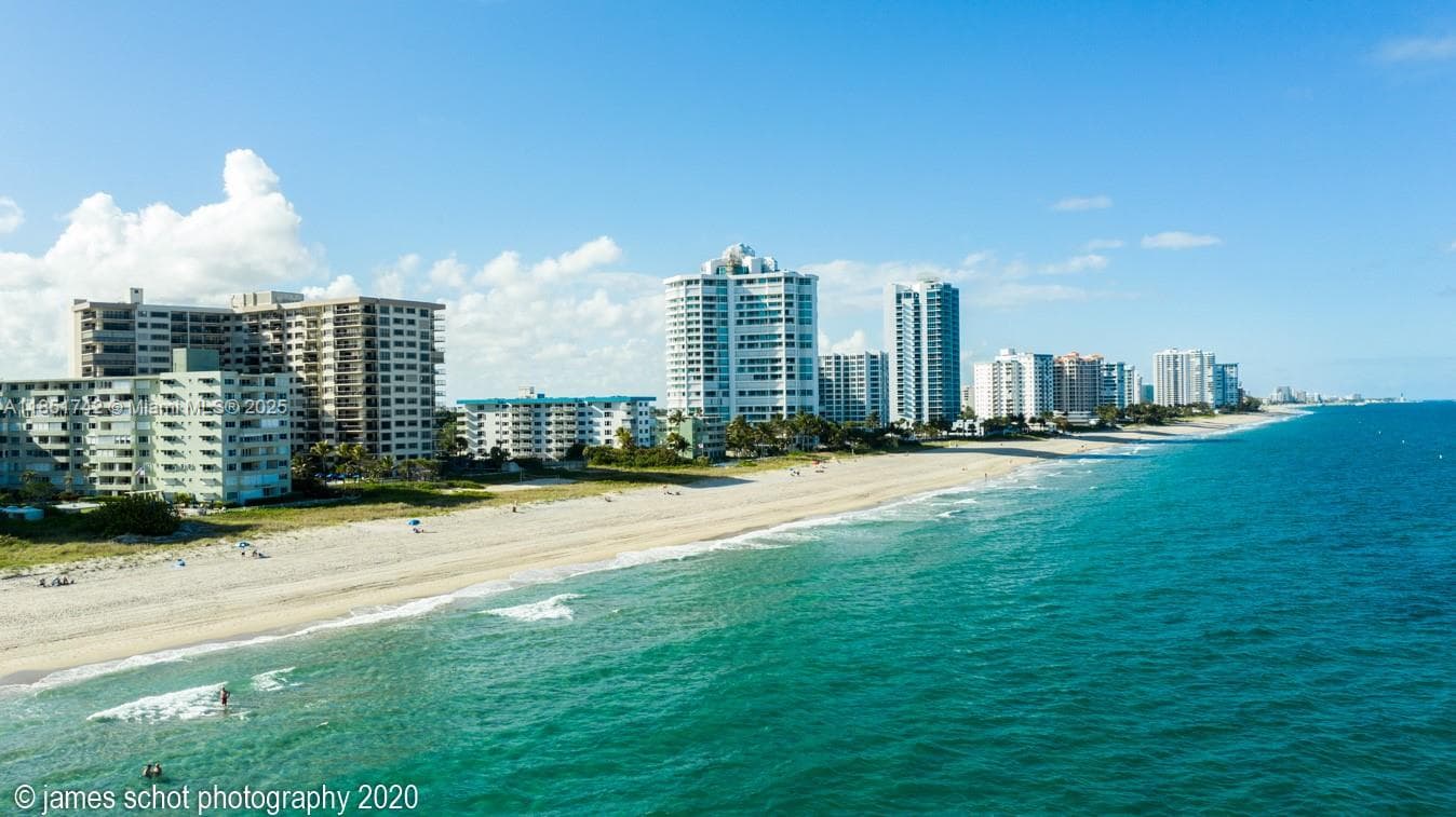 HAMPTON BEACH CLUB CONDO · #502 in Lauderdale By The Sea - Photo 5