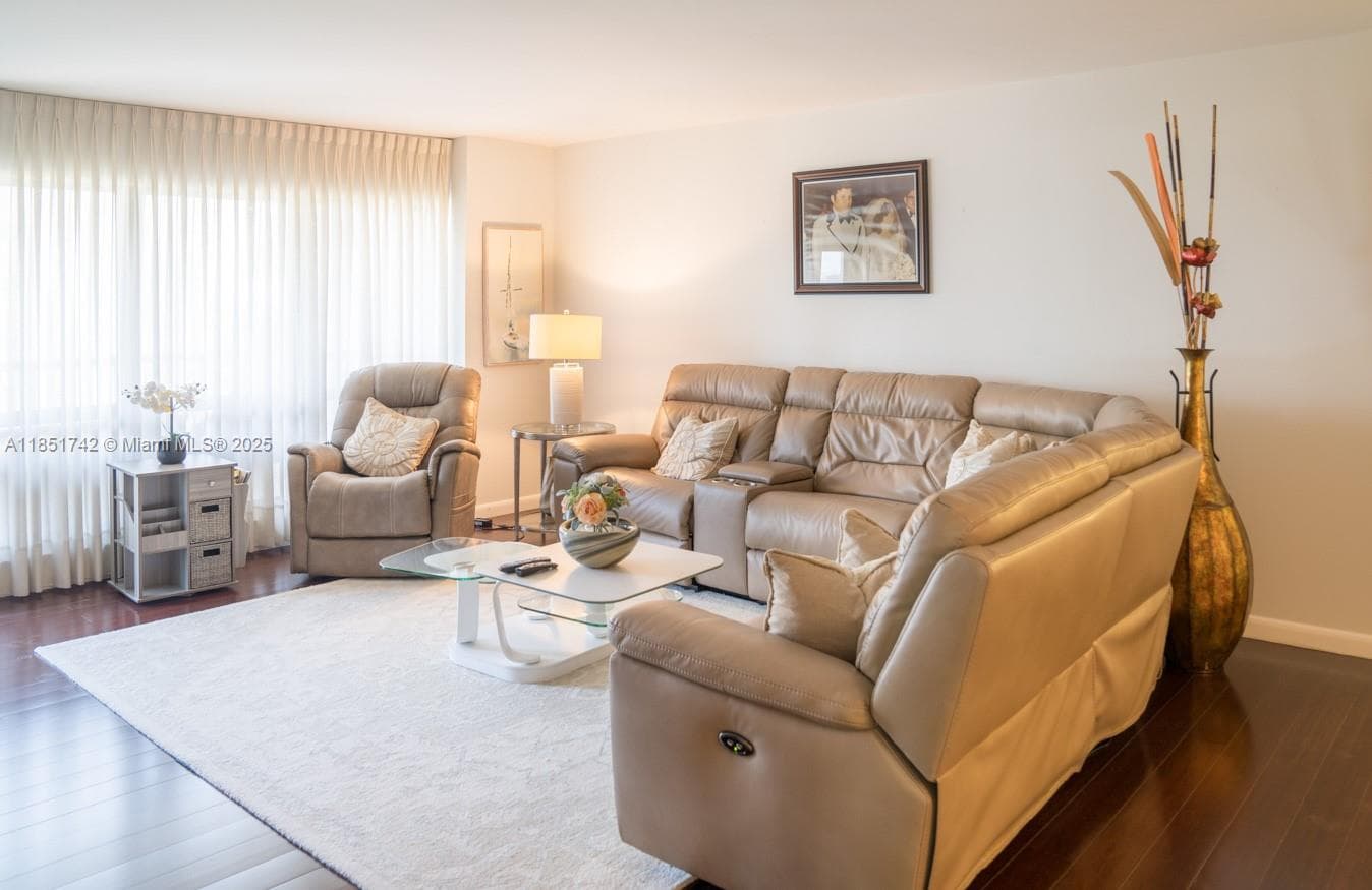 HAMPTON BEACH CLUB CONDO · #502 in Lauderdale By The Sea - Photo 20