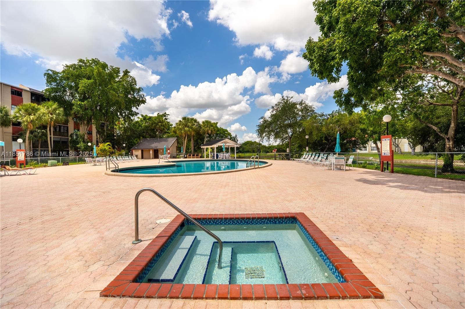 CYPRESS BEND CONDOMINIUM · #305 in Pompano Beach - Photo 23