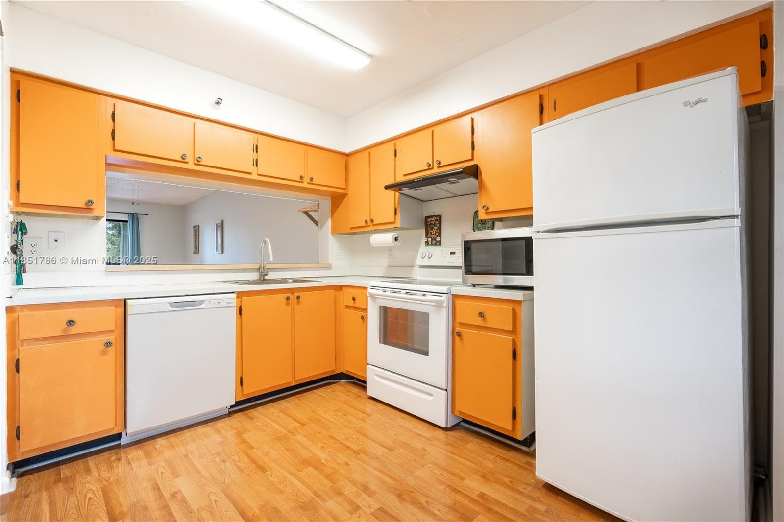 CYPRESS BEND CONDOMINIUM · #305 in Pompano Beach - Photo 7