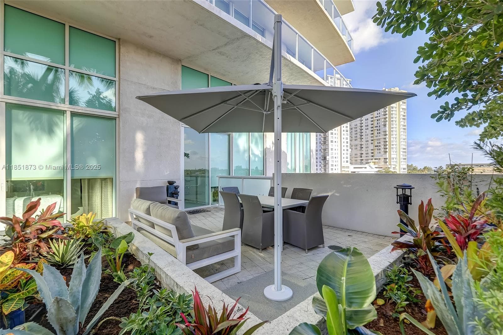 PLAZA AT OCEANSIDE (THE) · #414 in Pompano Beach - Photo 26