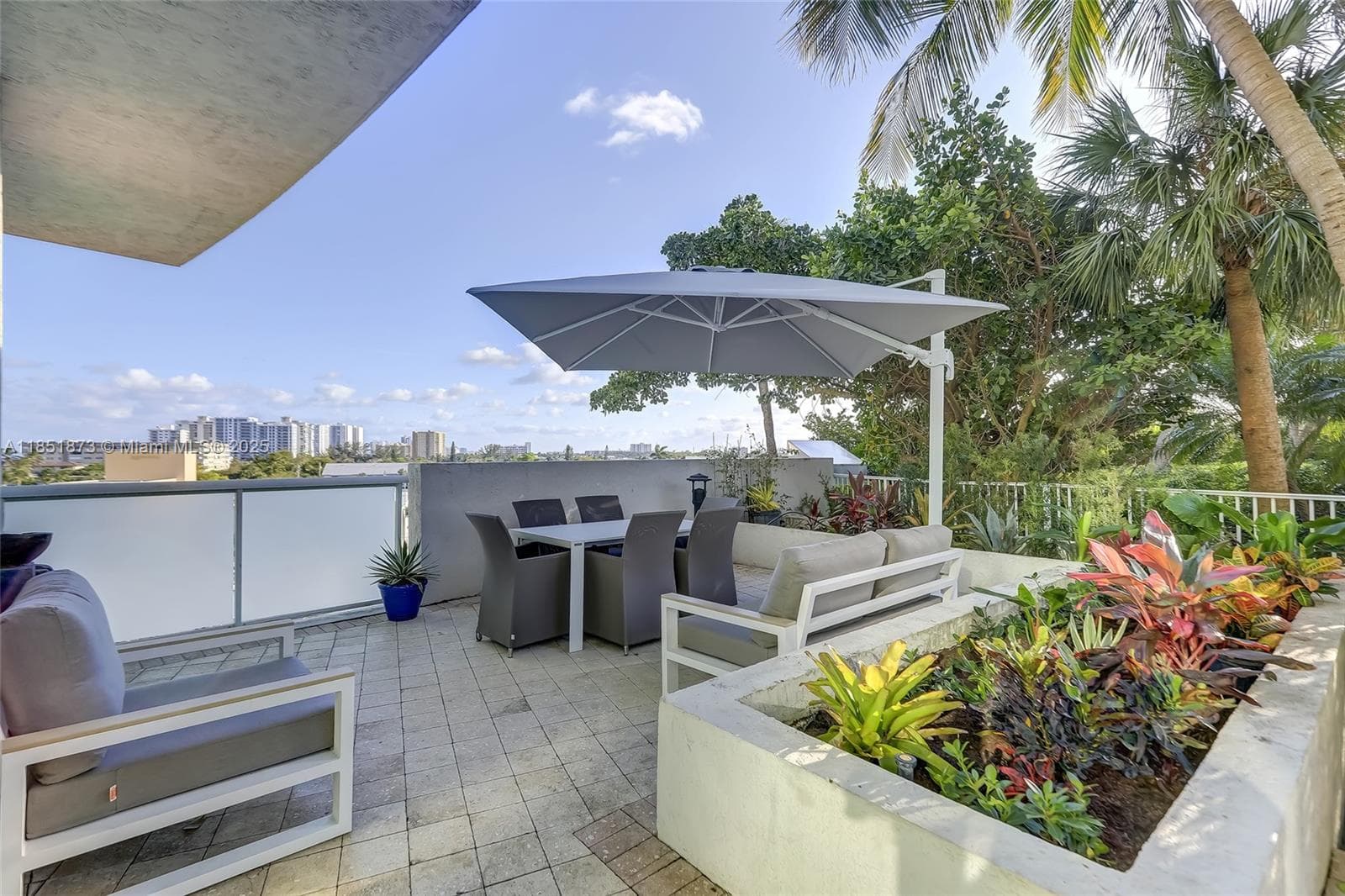 PLAZA AT OCEANSIDE (THE) · #414 in Pompano Beach - Photo 28