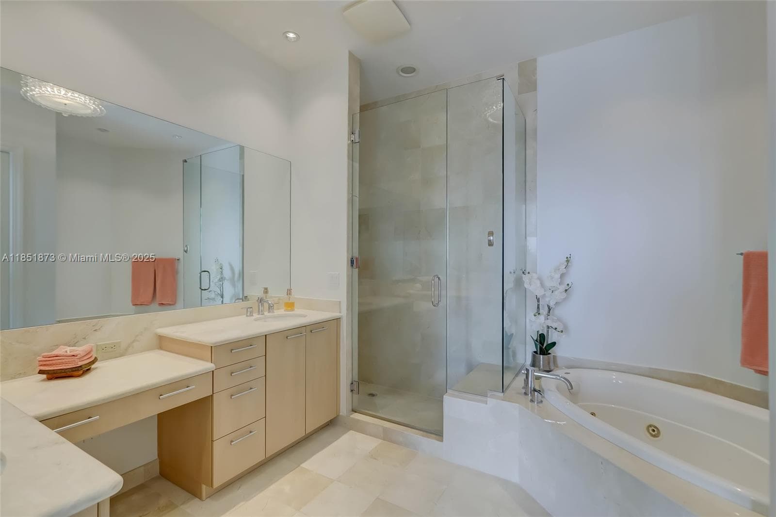 PLAZA AT OCEANSIDE (THE) · #414 in Pompano Beach - Photo 20