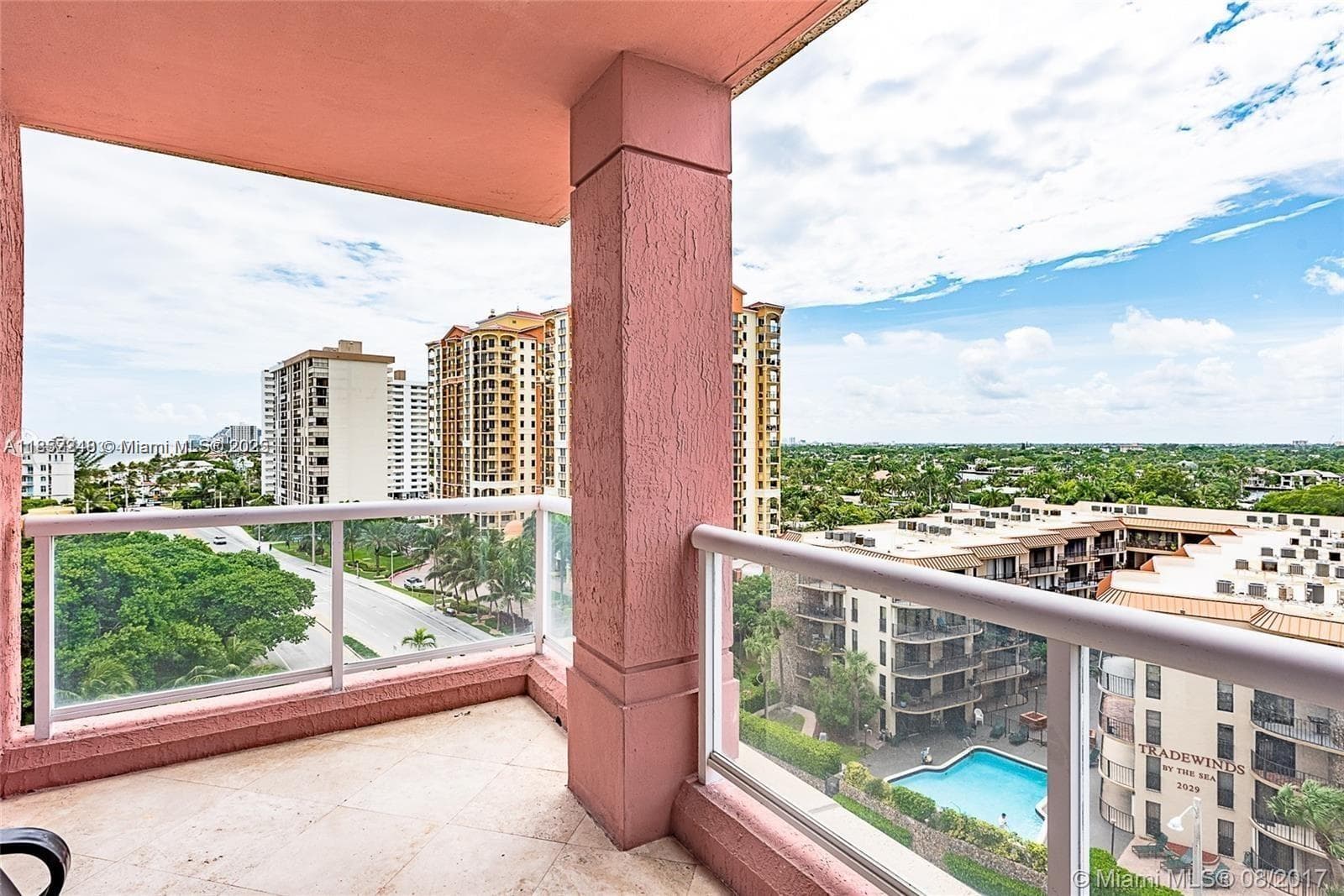 PALMS TOWER ONE CONDO · #9E in Fort Lauderdale - Photo 2