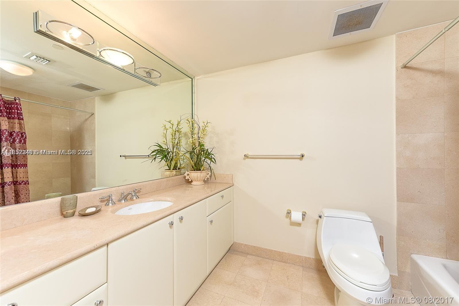 PALMS TOWER ONE CONDO · #9E in Fort Lauderdale - Photo 11