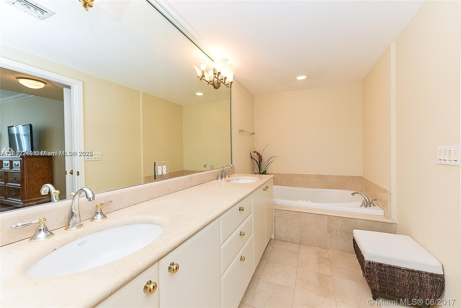 PALMS TOWER ONE CONDO · #9E in Fort Lauderdale - Photo 19