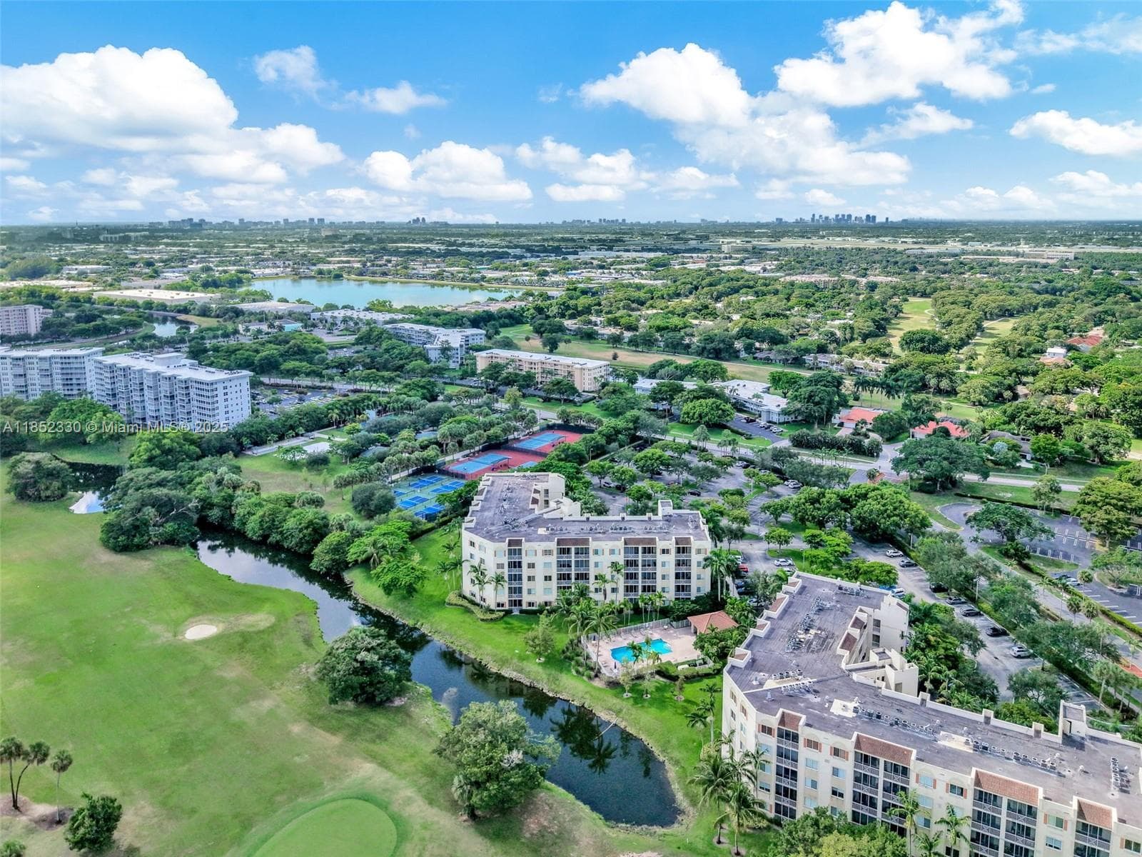 ROYAL POINT AT PALM AIRE · #101 in Pompano Beach - Photo 42