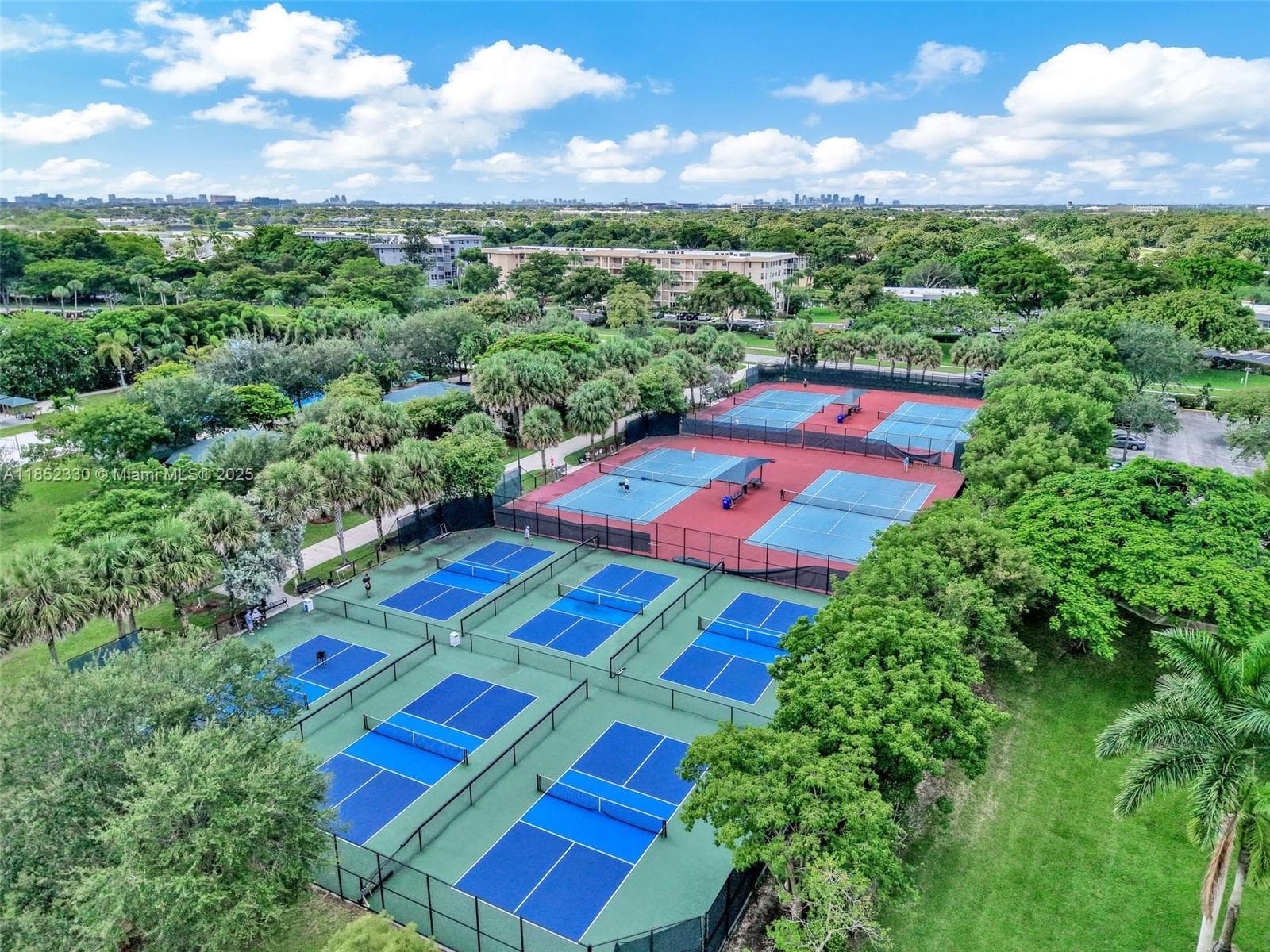 ROYAL POINT AT PALM AIRE · #101 in Pompano Beach - Photo 47
