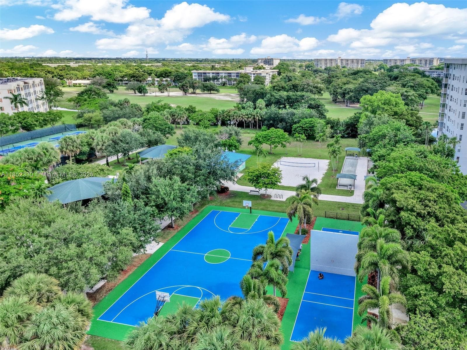 ROYAL POINT AT PALM AIRE · #101 in Pompano Beach - Photo 49