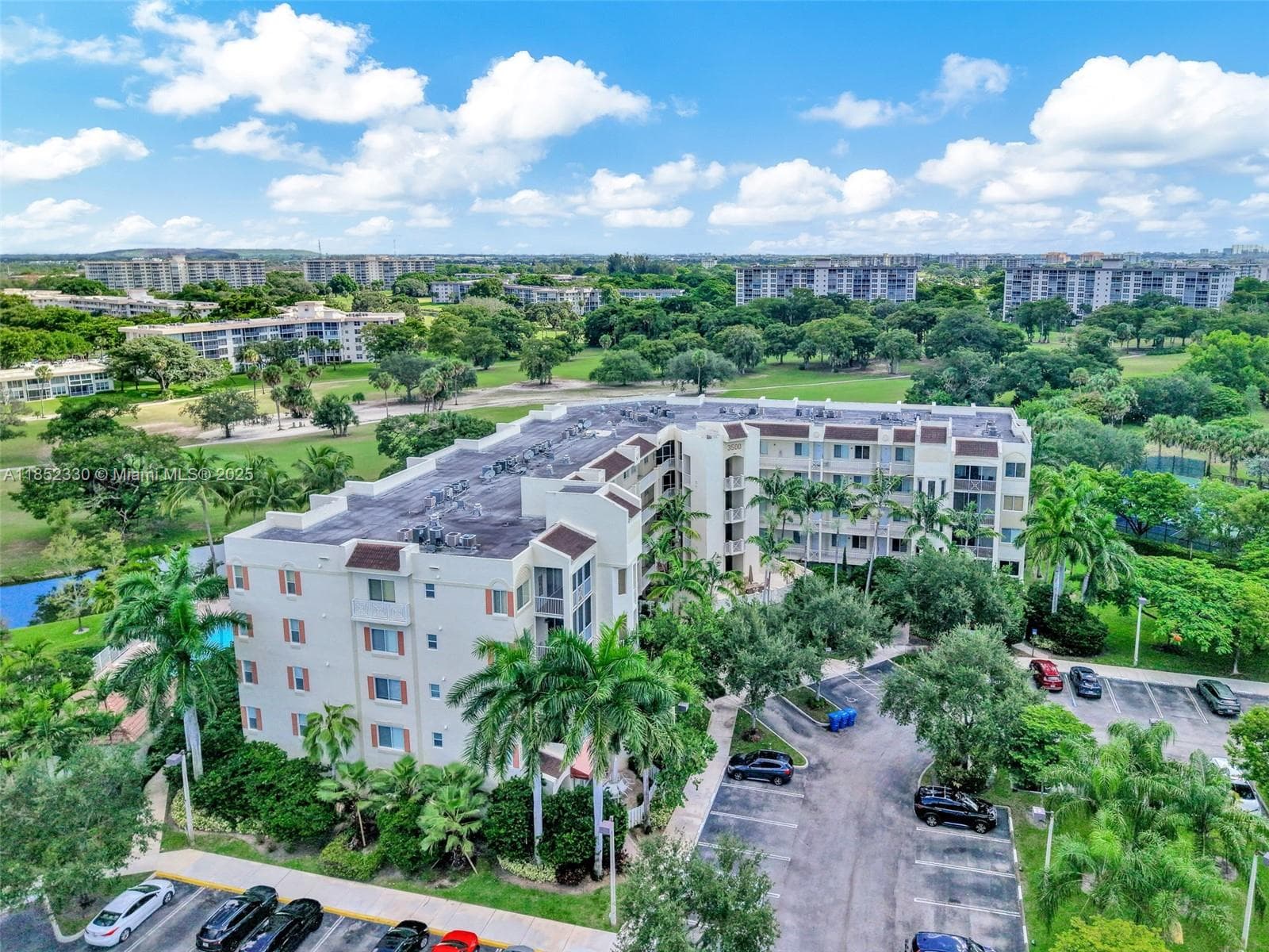 ROYAL POINT AT PALM AIRE · #101 in Pompano Beach - Photo 45