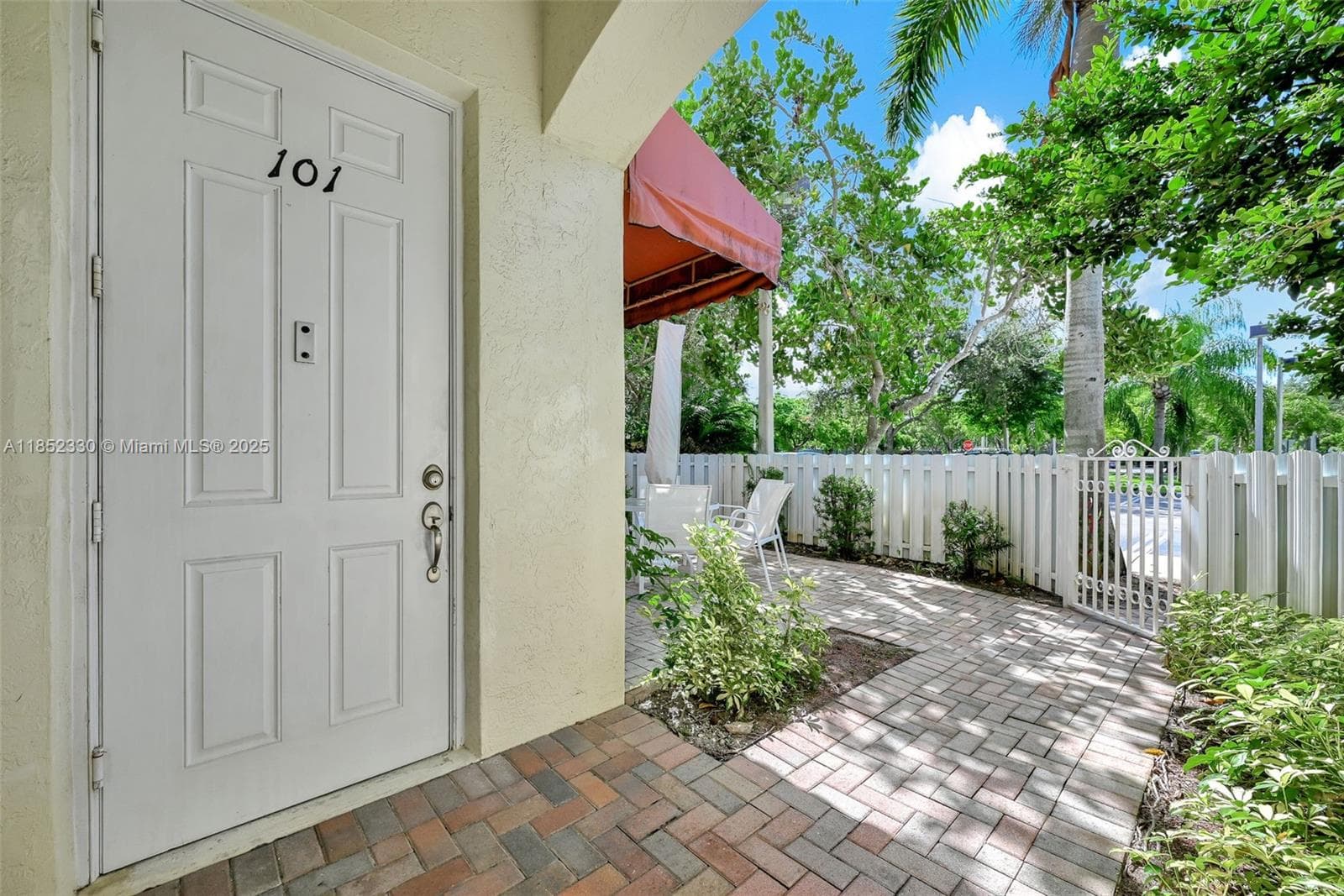 ROYAL POINT AT PALM AIRE · #101 in Pompano Beach - Photo 60