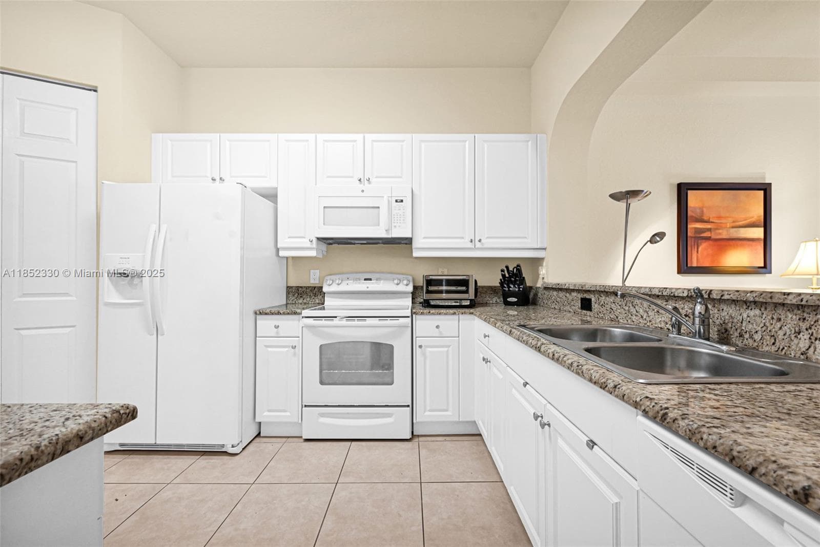 ROYAL POINT AT PALM AIRE · #101 in Pompano Beach - Photo 25
