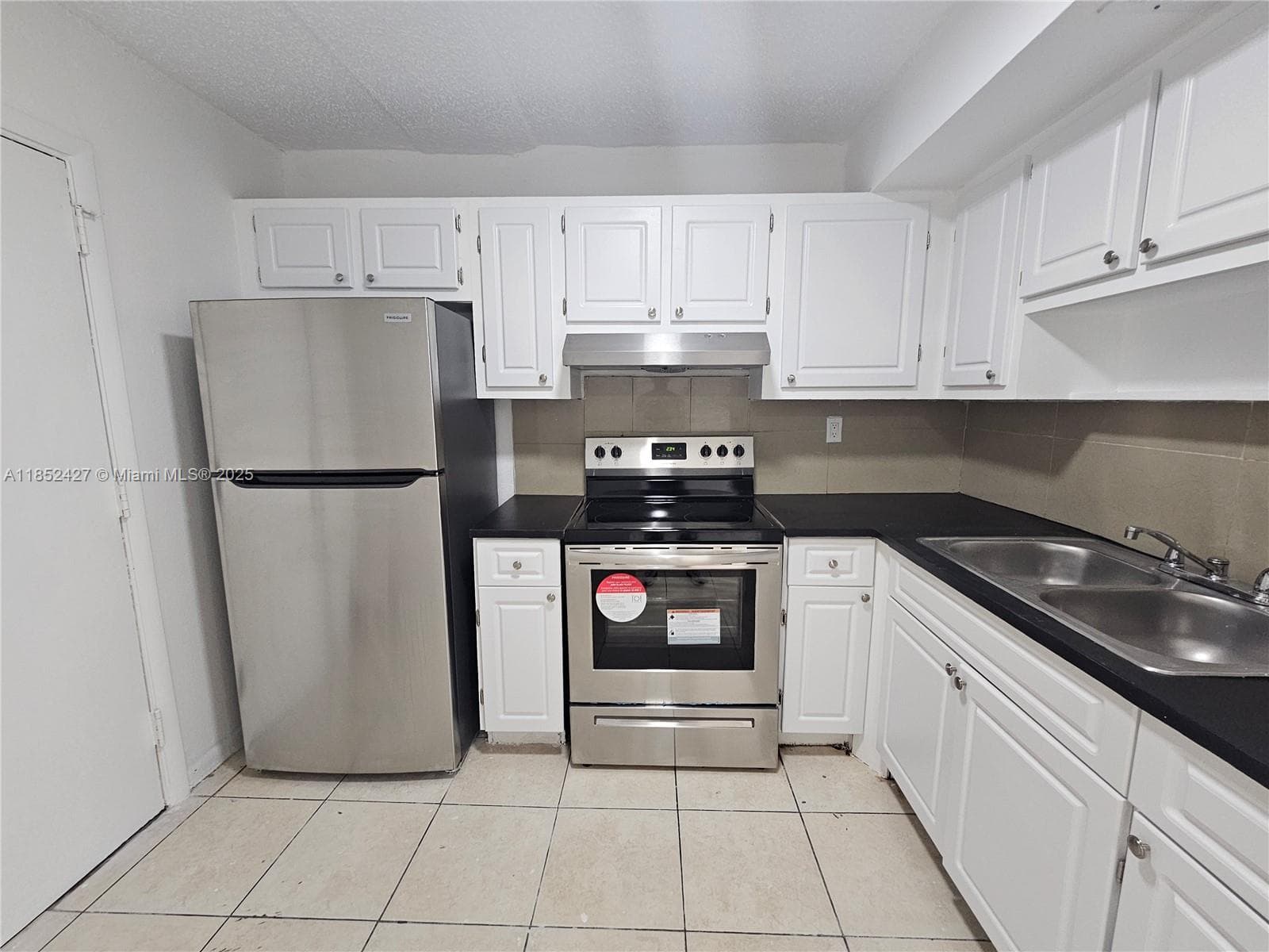 SUNSET HILLS I CONDO · #206 in Lauderdale Lakes - Photo 6