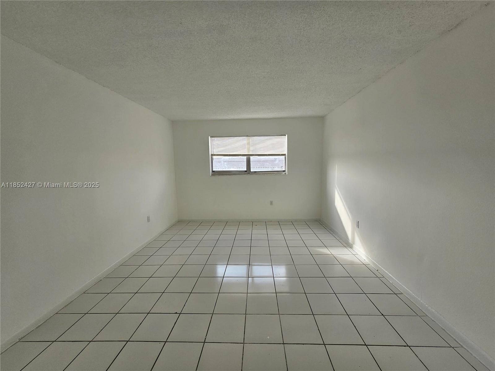 SUNSET HILLS I CONDO · #206 in Lauderdale Lakes - Photo 16