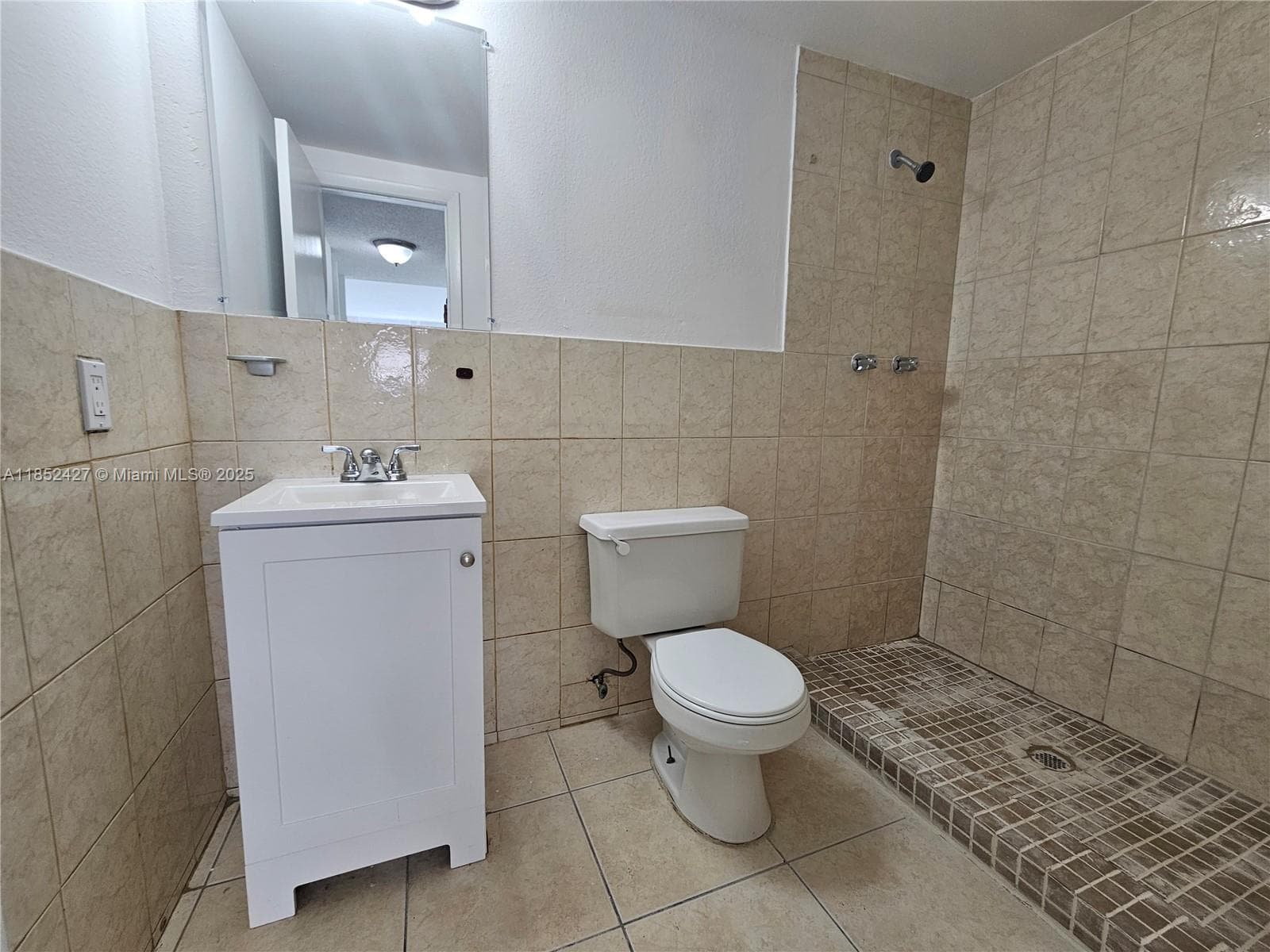 SUNSET HILLS I CONDO · #206 in Lauderdale Lakes - Photo 18