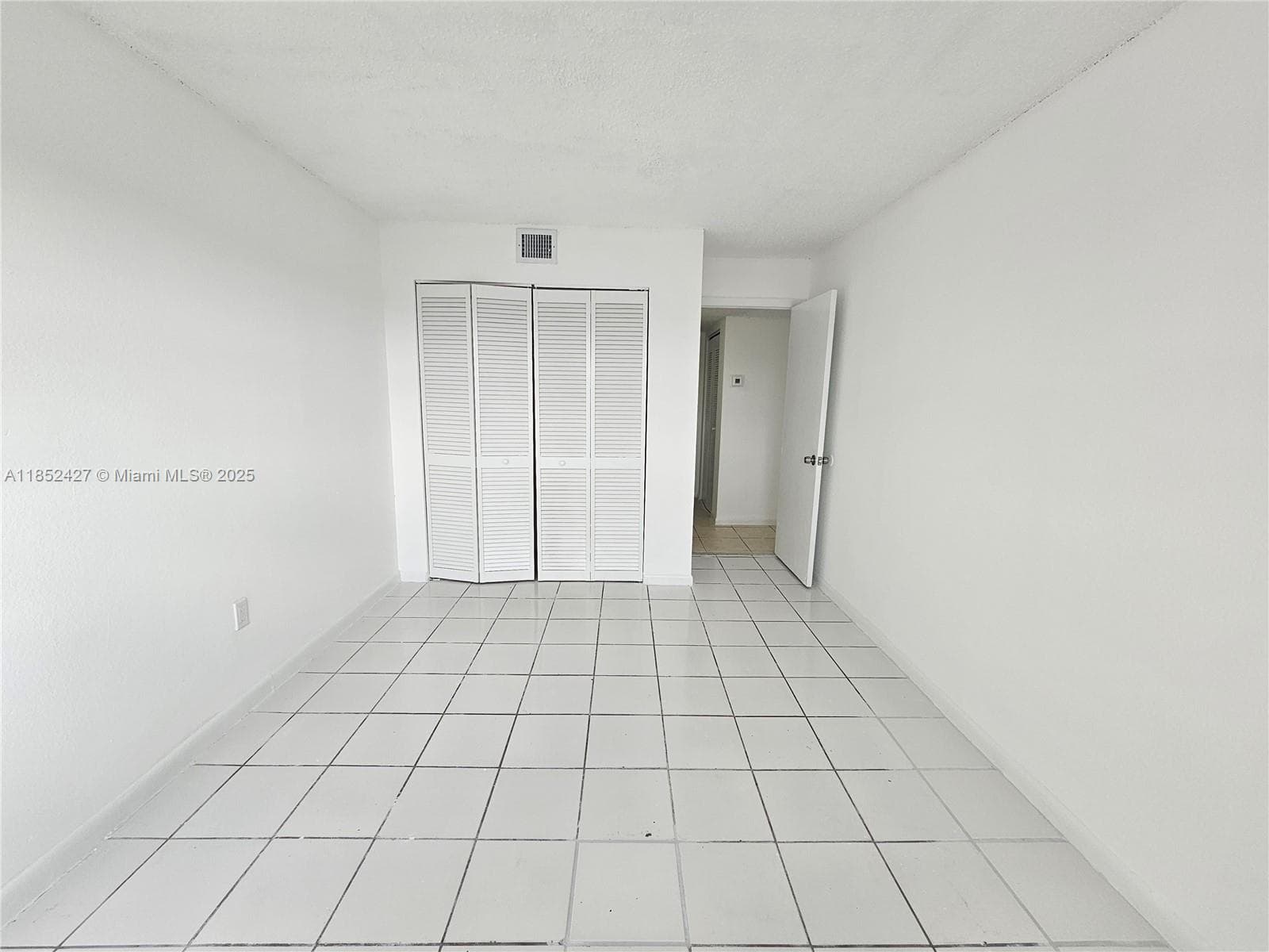 SUNSET HILLS I CONDO · #206 in Lauderdale Lakes - Photo 15